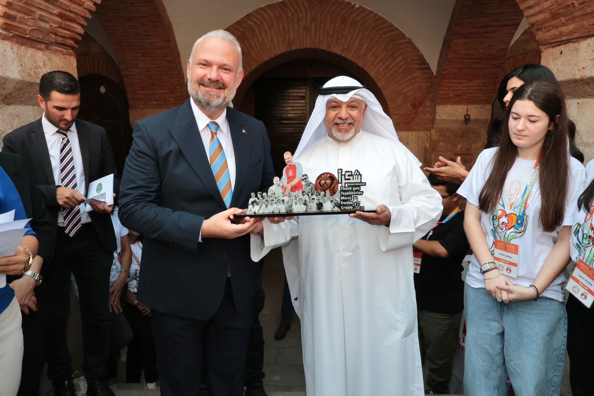 2A946767 1918 4149 97Fc F3242961Ad7A