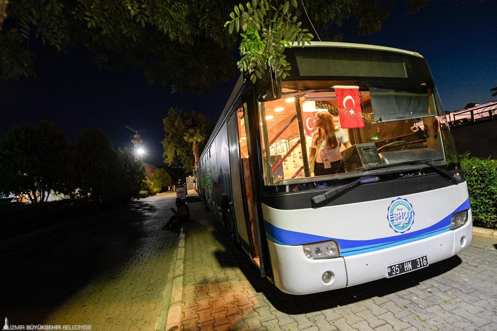 Belediye Sokaginda Eglenceli Ve Nostaljik Yolculuk 2