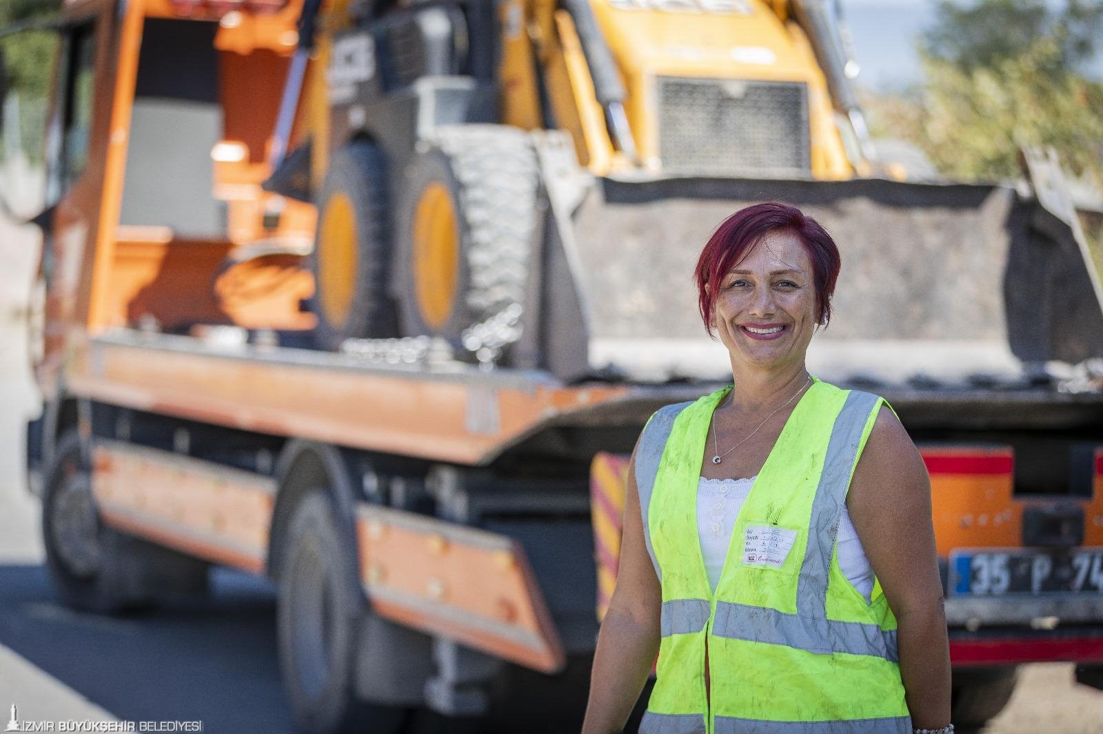 Buyuksehirin Kadin Cekici Operatoru Tabulari Yikti 1