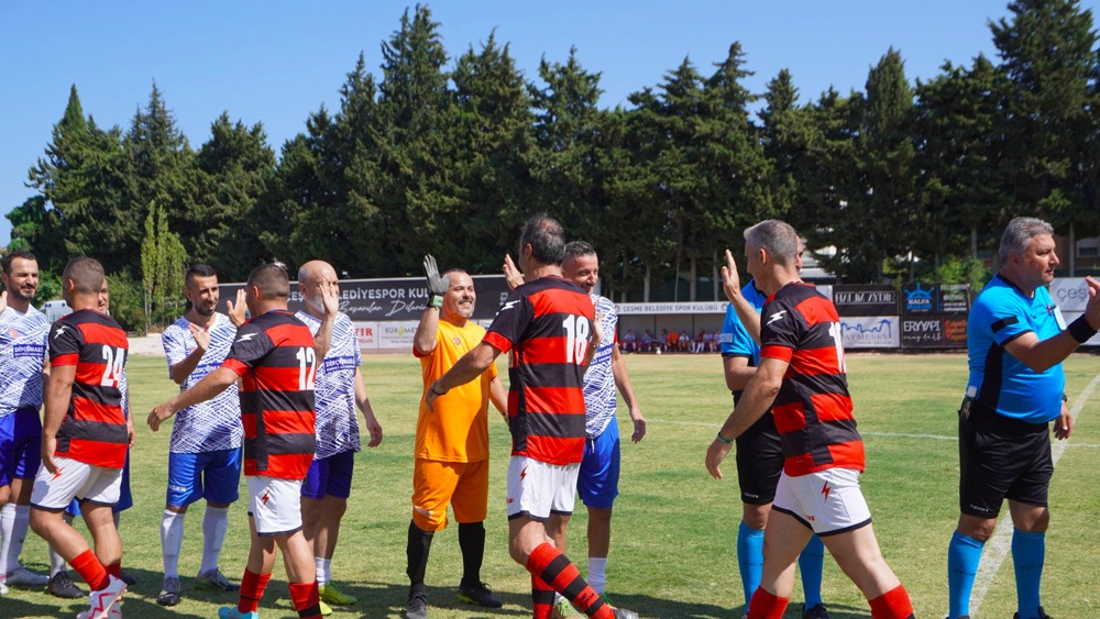Çeşme – Sakız Master Futbol Turnuvası Tamamlandı5