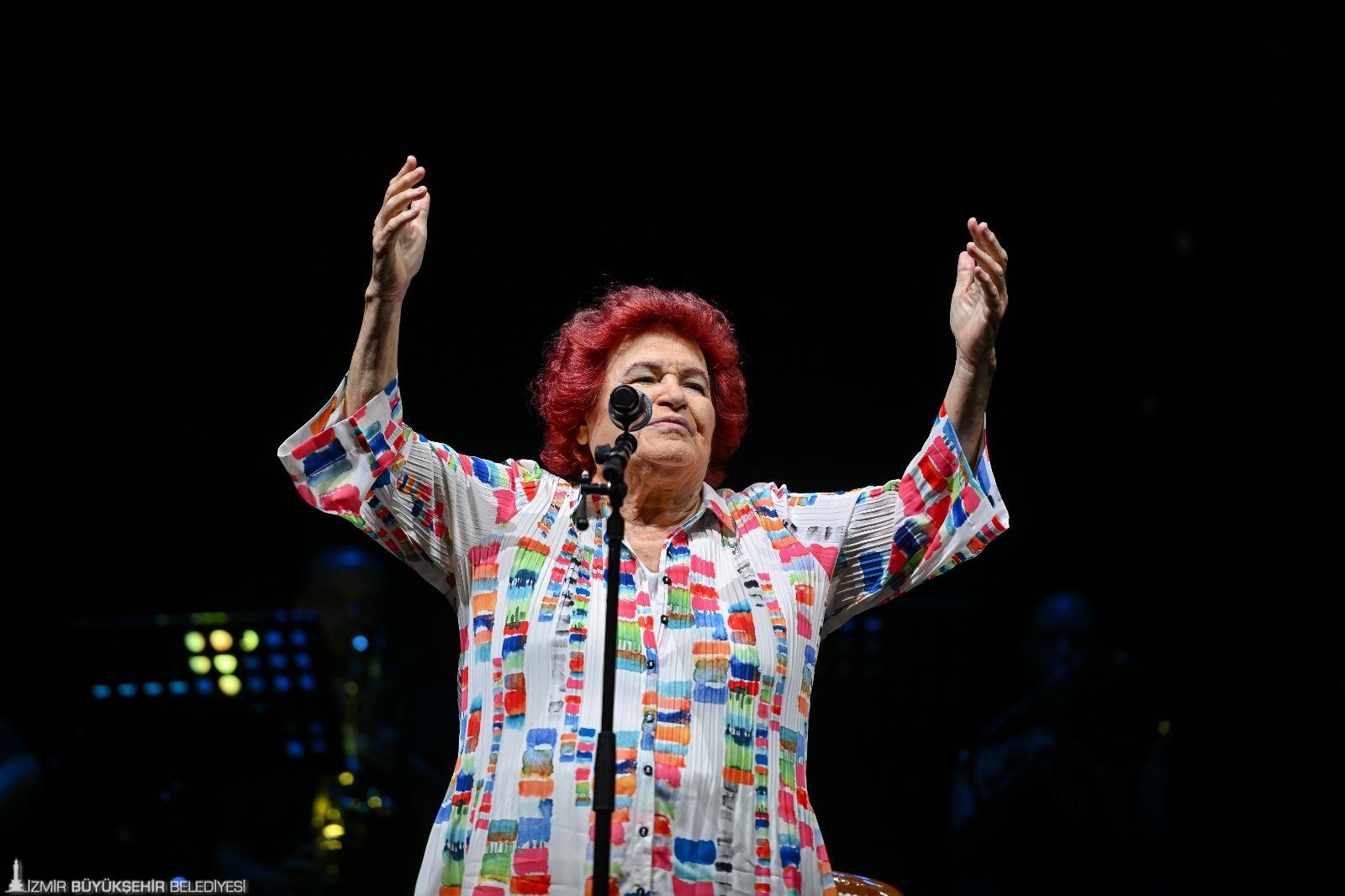 Cim Konserlerinde Selda Bagcan Ruzgari 4