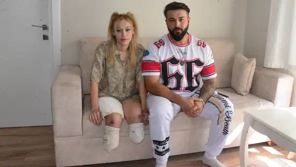 Evlilik Yildonumu Faciayla Bitti Iki Bacagini Kaybetti 1