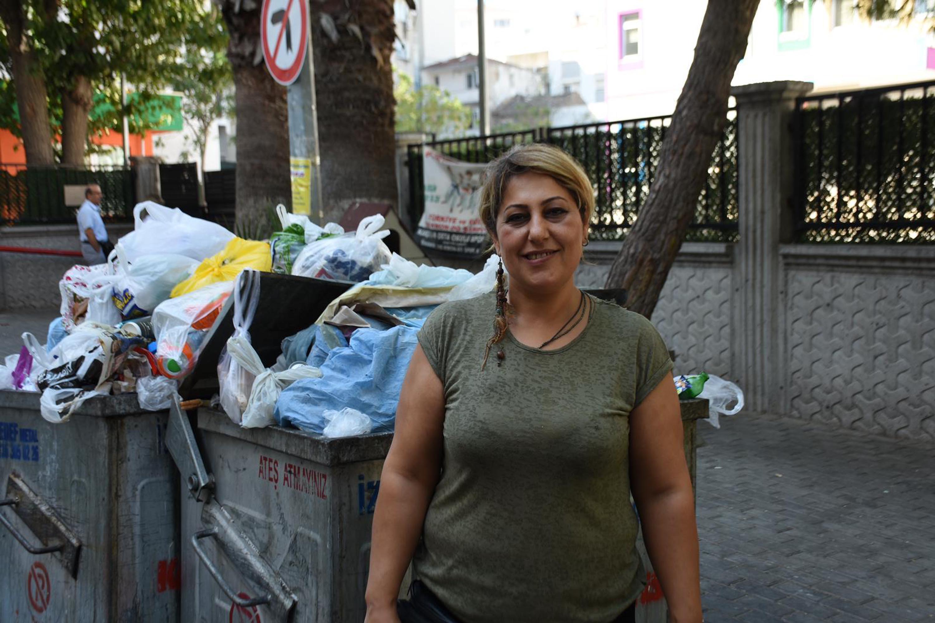 I Z M I R D E C O P Y I G I N L A R I T E P K I Y E N E D E N O L D 931548 276703