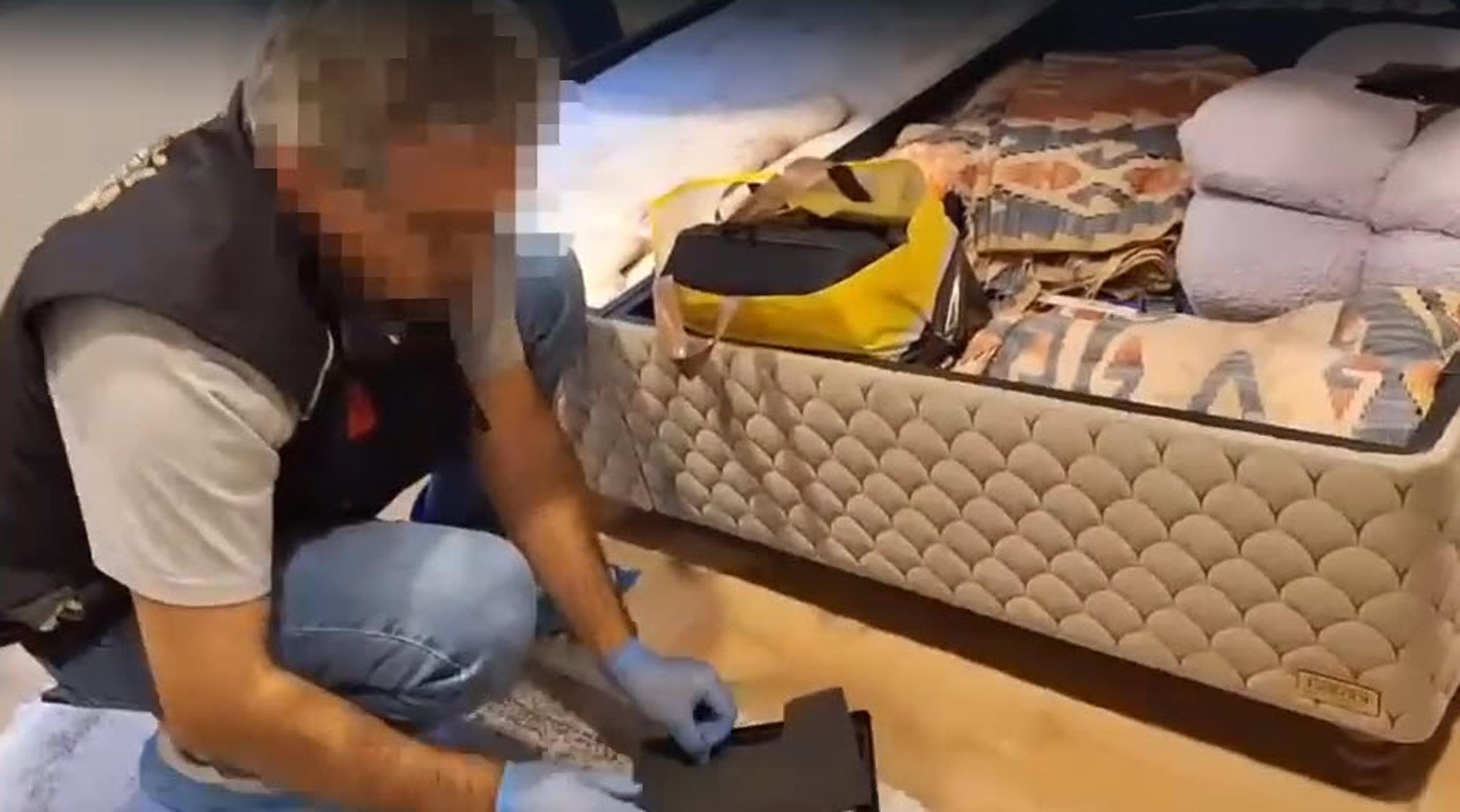 I Z M I R D E D O L A N D I R I C I L I K O P E R A S Y O N U N D A 53 913733 271478