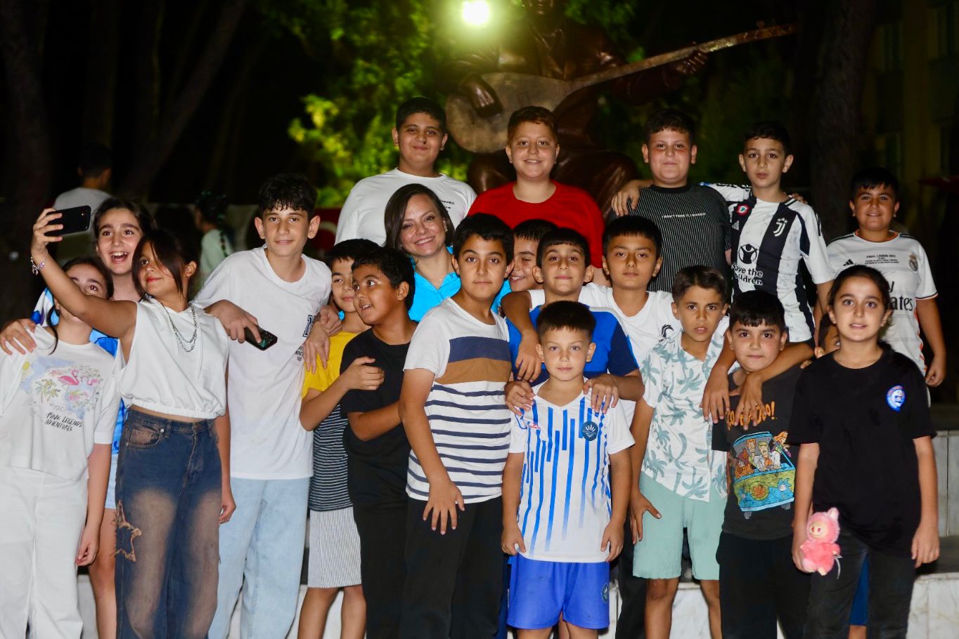 Neşet Ertaş Karabağlar'da Anıldı (3)