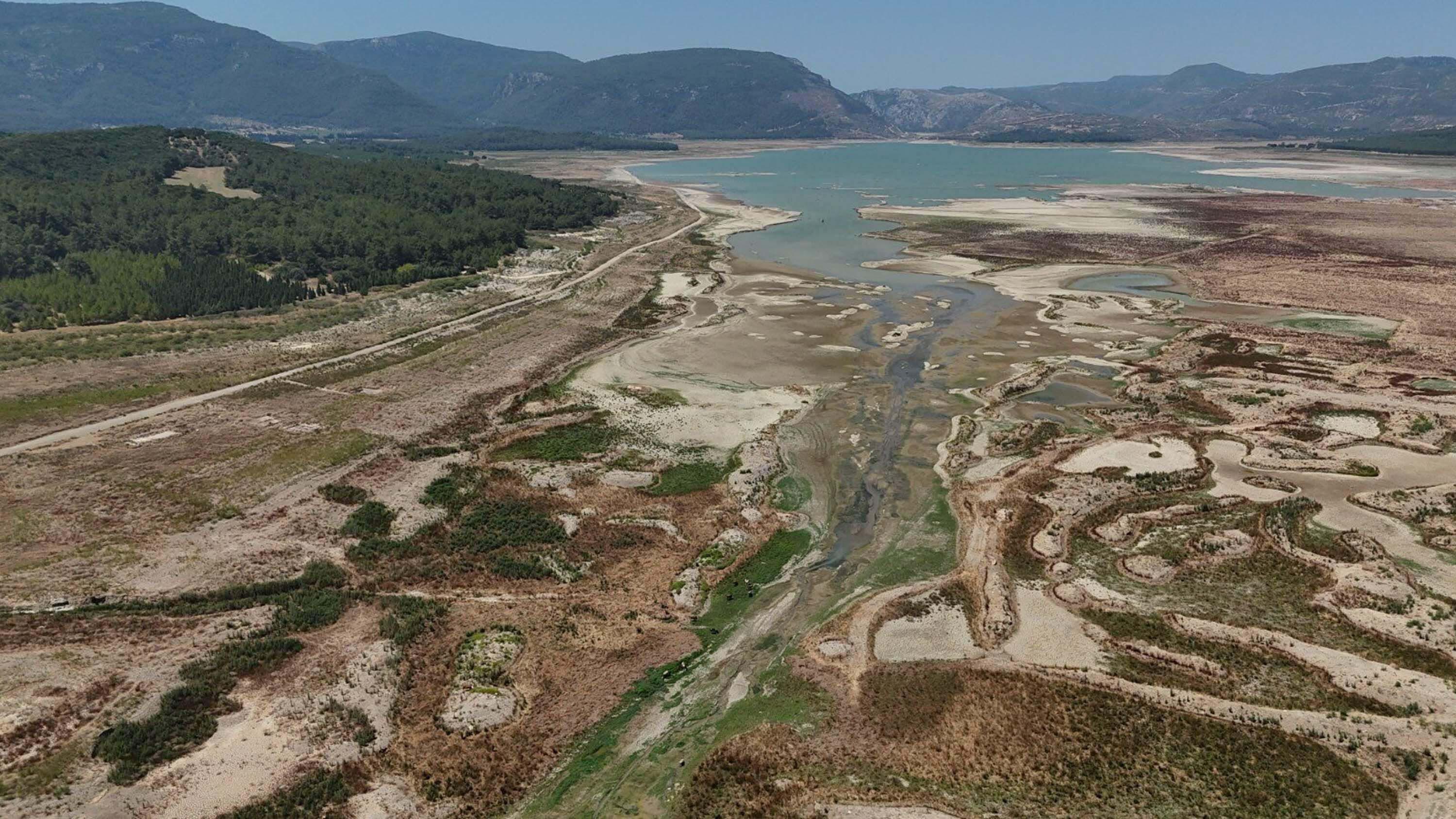 Uzmanindan Kritik Uyari Izmirin Yer Alti Kaynaklari Risk Altinda 5