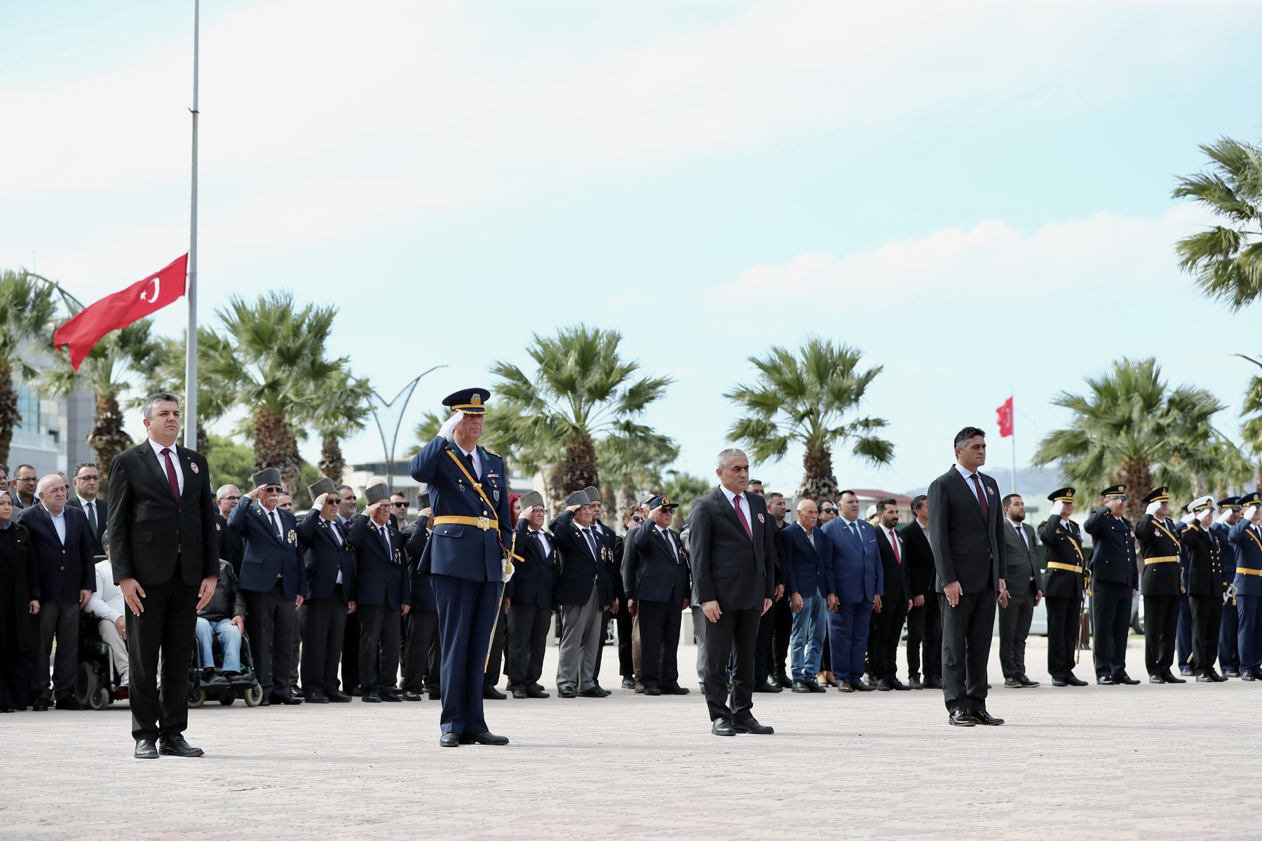 1 Aliağa’da Cumhuriyetin 102. Yıl Kutlamaları Başladı