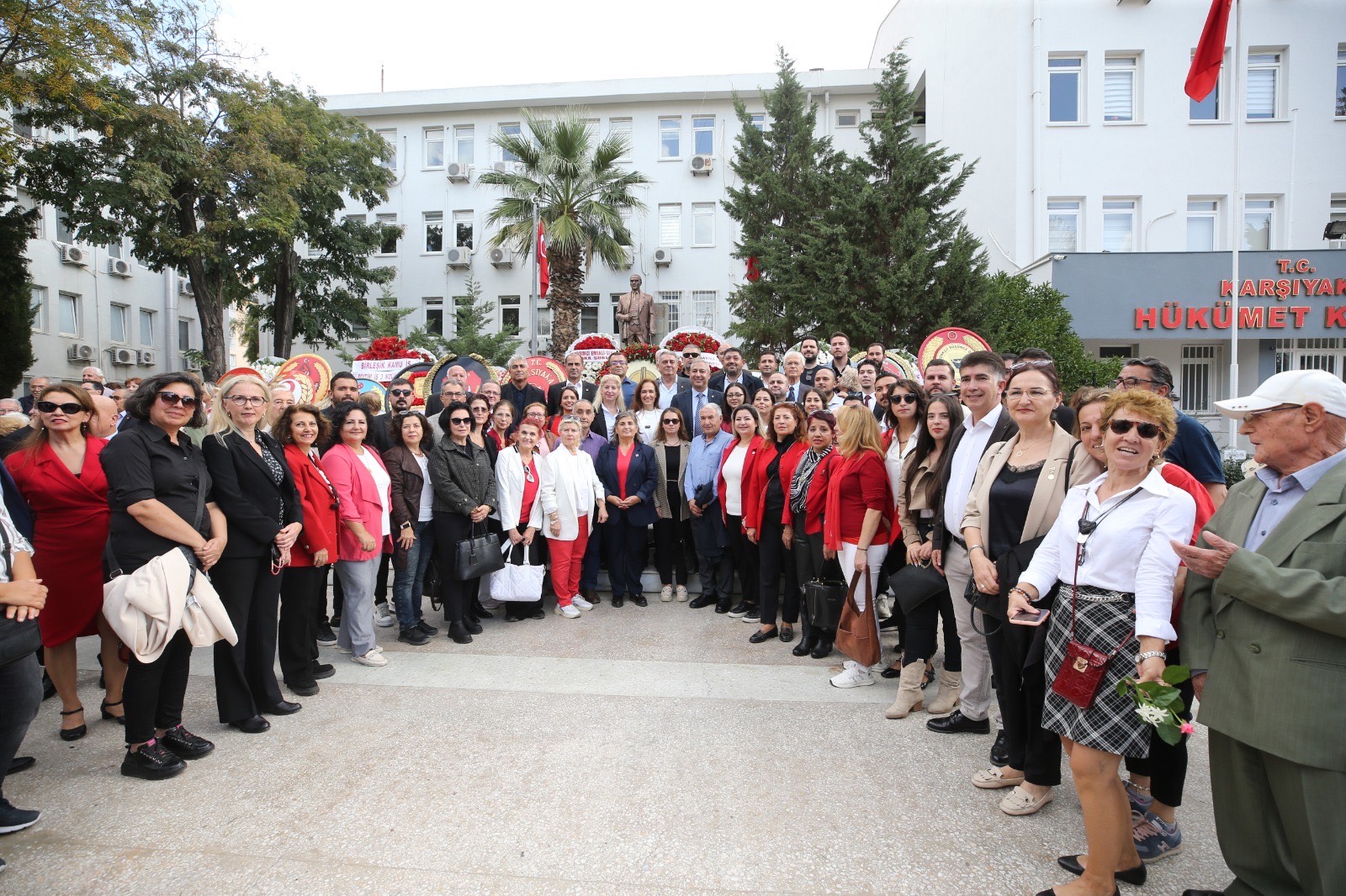 2E490878 E5D1 437A 9F9B 3E8Ac7B38500