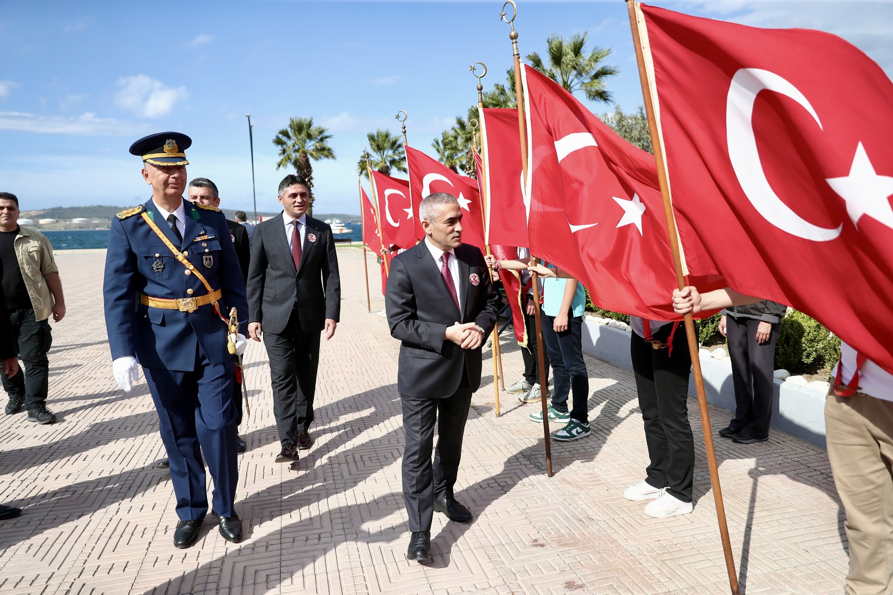 8 Aliağa’da Cumhuriyetin 102. Yıl Kutlamaları Başladı