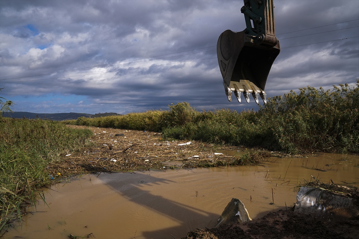 A A 20251024 39508421 39508410 I Z M I R I N F O C A I L C E S I N D E S E L E K A P I L A N K I S I Y I A R A M A C A L I S M A L A R I D E V A M E D I Y O R