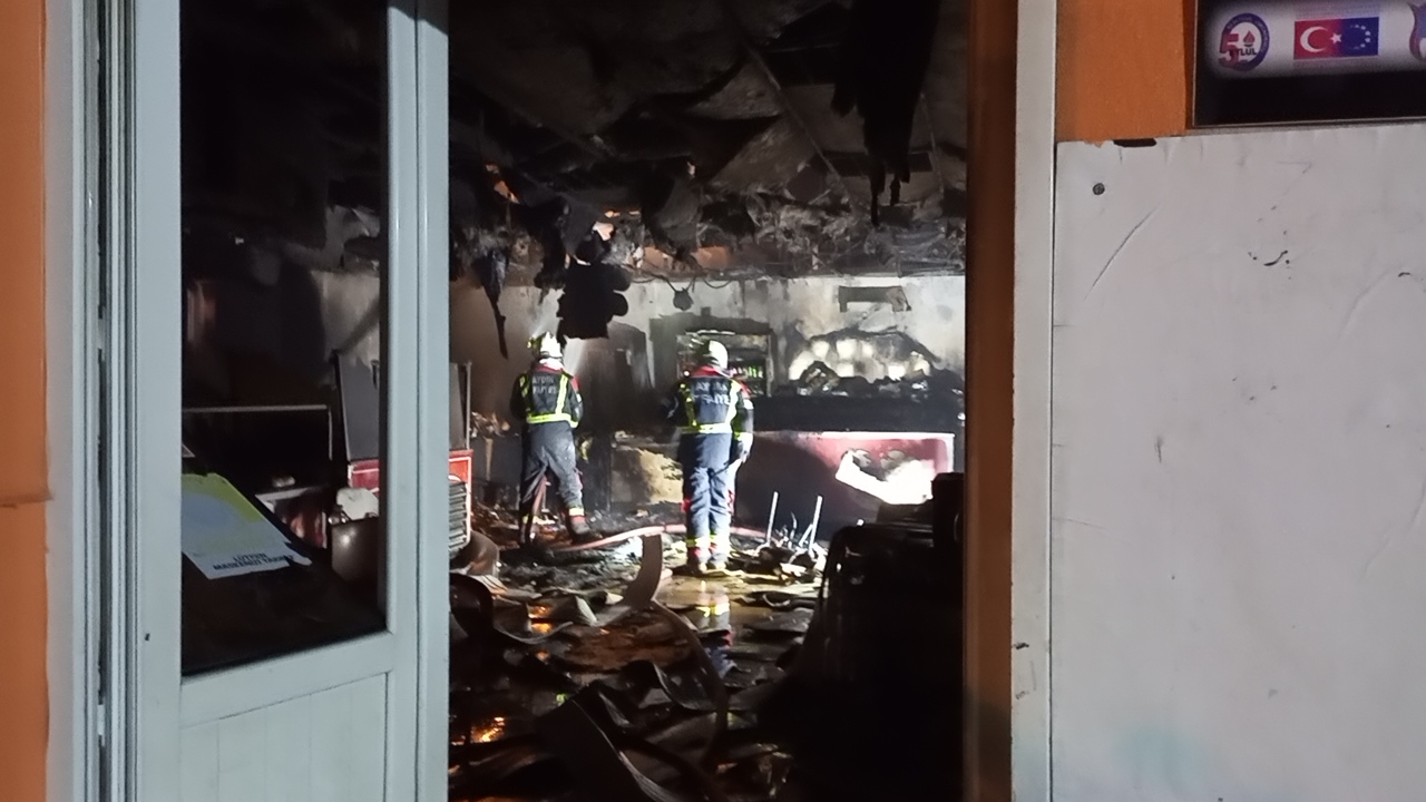 A Y D I N’ D A O K U L K A N T I N I N D E C I K A N Y A N G I N B U 974765 289464