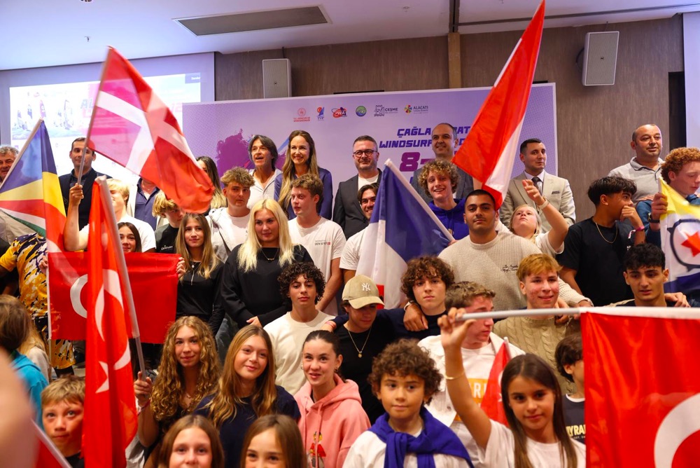 Alaçatı Windfest 2025 Naşladı Rüzgâr Bu Kez Doğa Için Esiyorphoto 2025 10 08 21 05 04 2