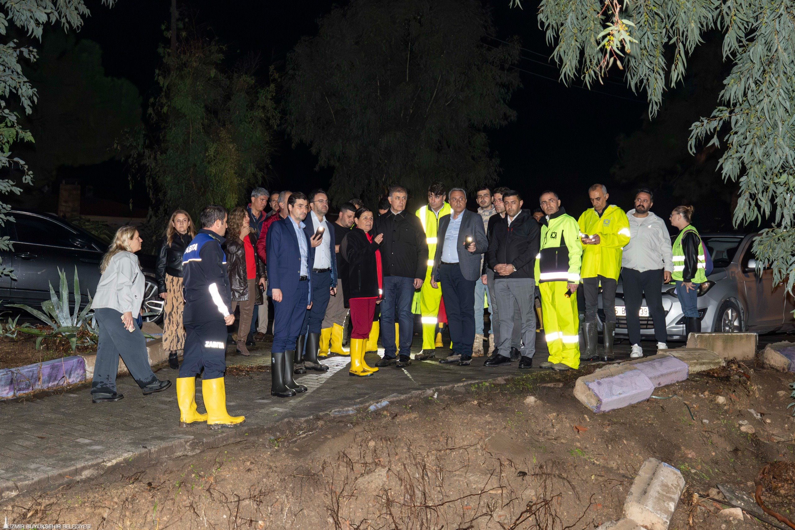 Baskan Tugay Afet Bolgesinde Incelemelerde Bulundu Talimat Verdi 3