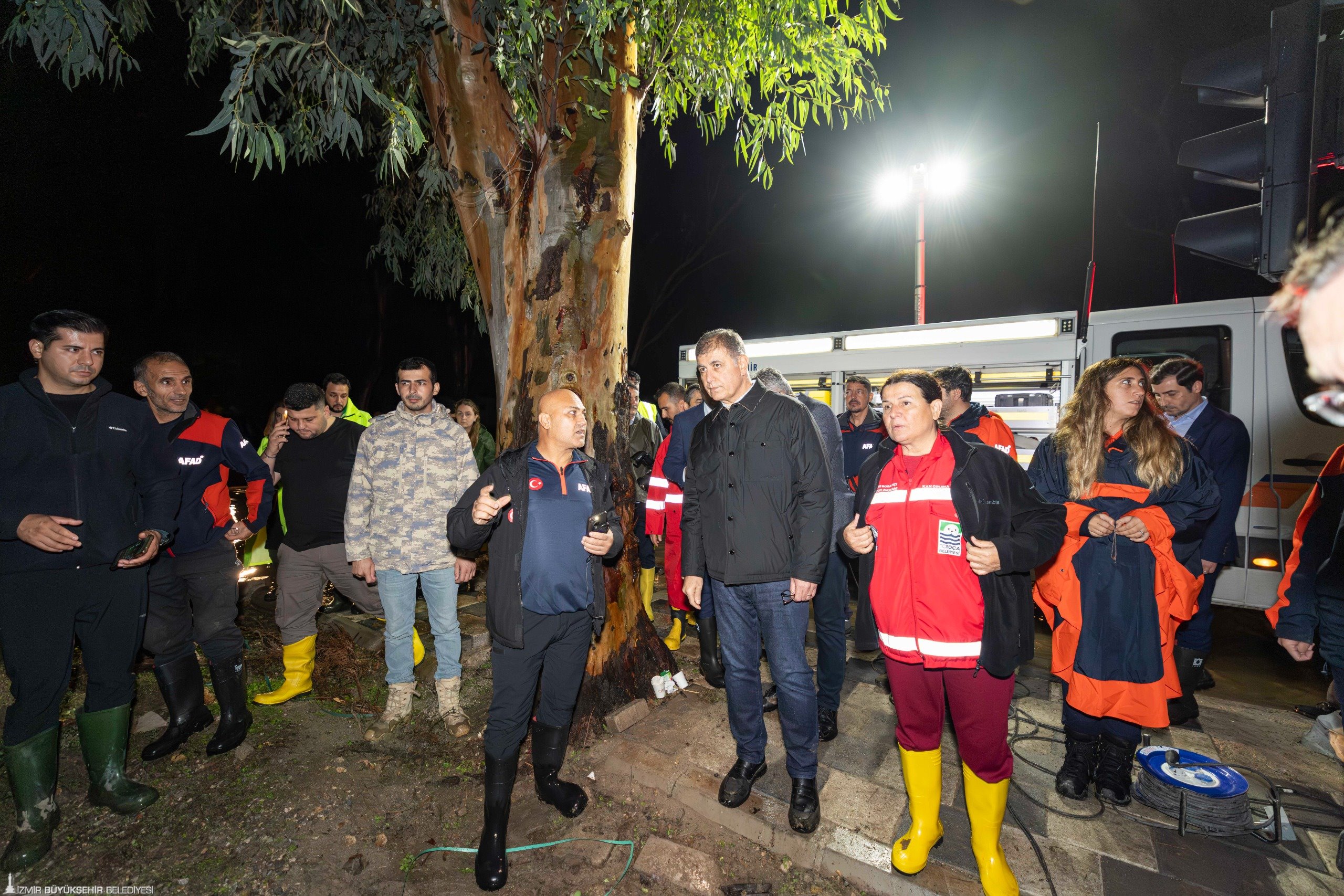 Baskan Tugay Afet Bolgesinde Incelemelerde Bulundu Talimat Verdi 4