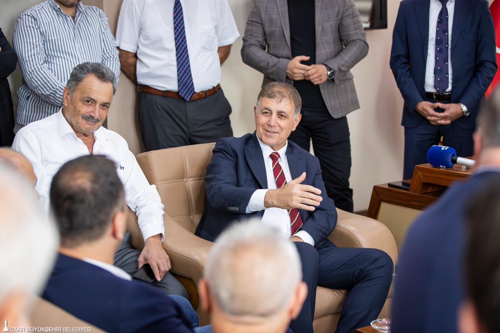 Baskan Tugay Bornovada Sahaya Indi Esnafi Dinledi 3