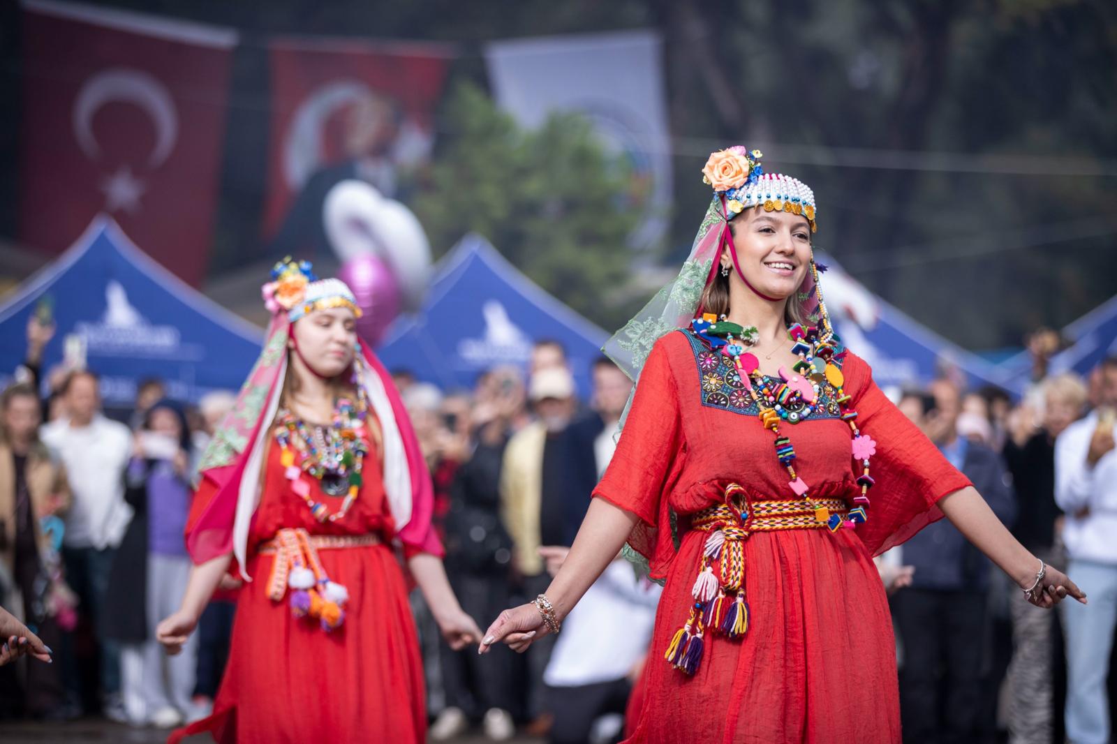Baskan Tugaydan Balkan Senliginde Birlik Mesaji Yurek Yurege Omuz Omuza Calisacagiz 7