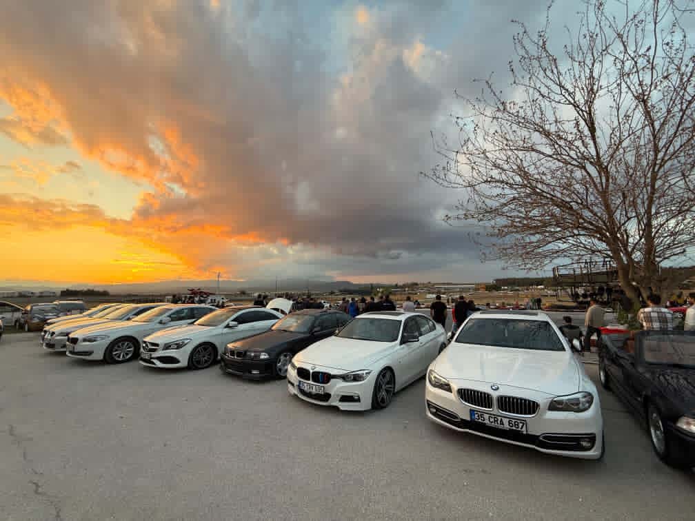 Bmw Izmir Clubtan Muthis Gosteri Mendereste Bulustular 3