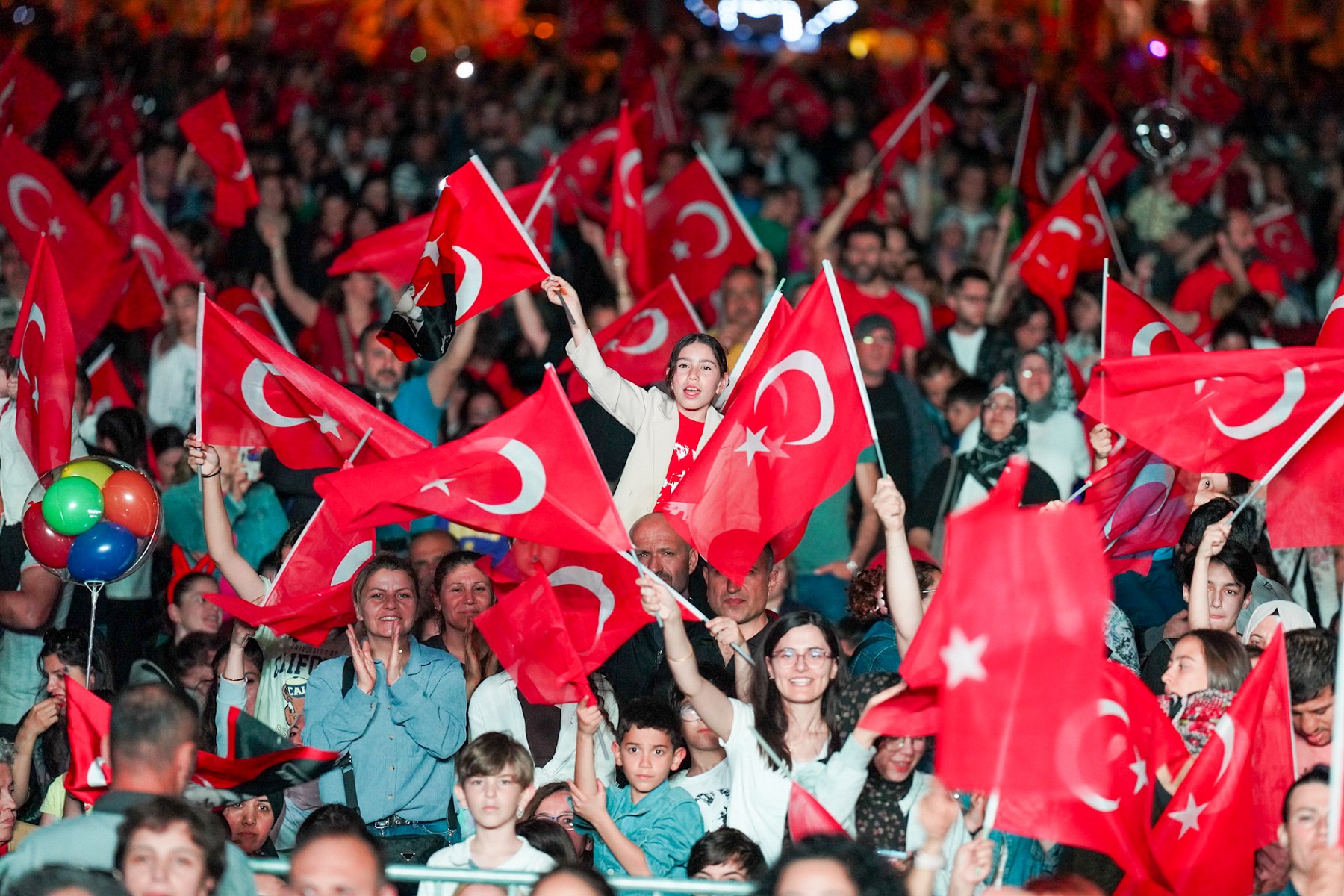 Cumhuriyet’in 102. Yılı Gaziemir’de Coşkuyla Kutlanacak (1)