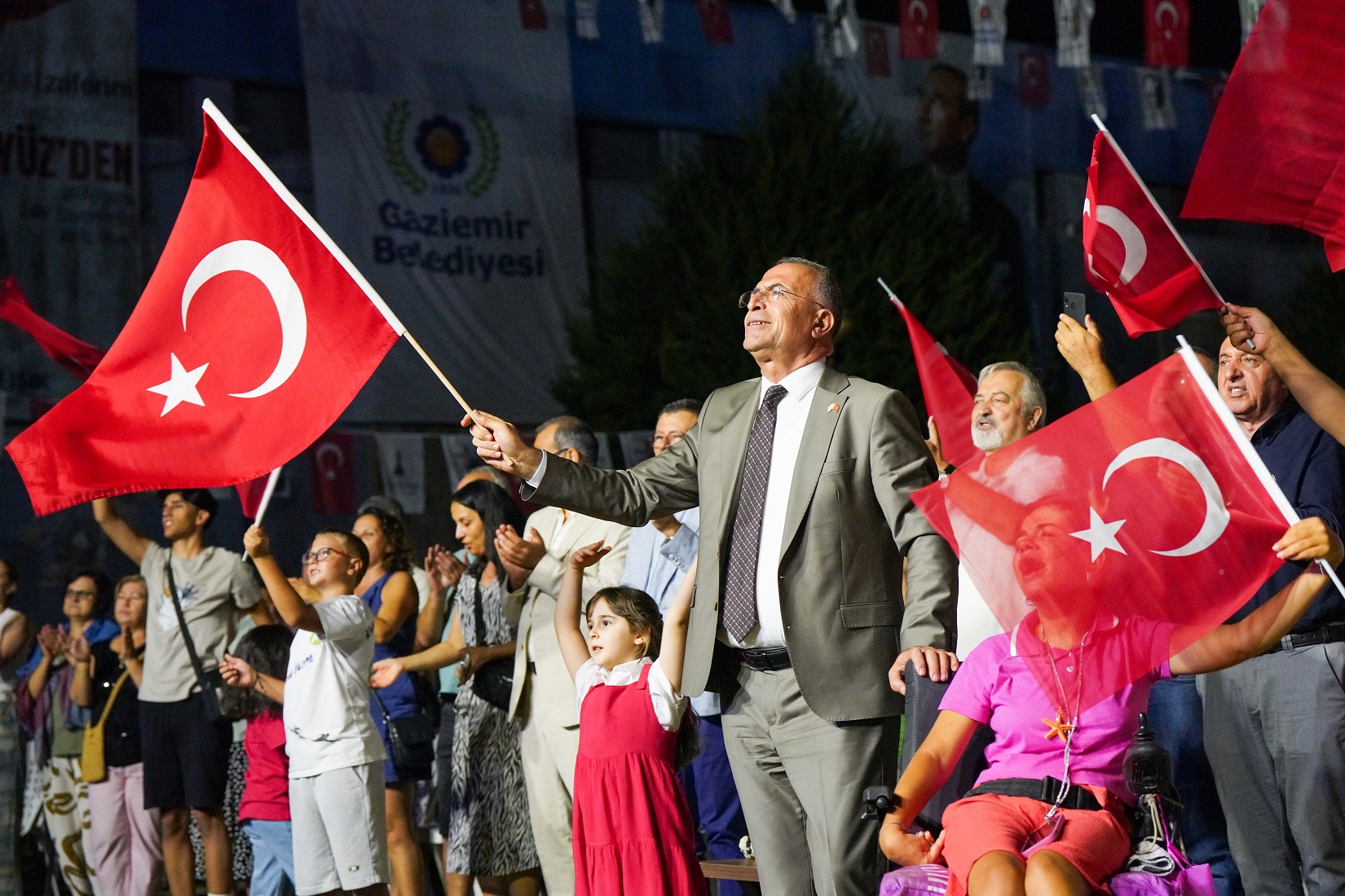 Cumhuriyet’in 102. Yılı Gaziemir’de Coşkuyla Kutlanacak (3)