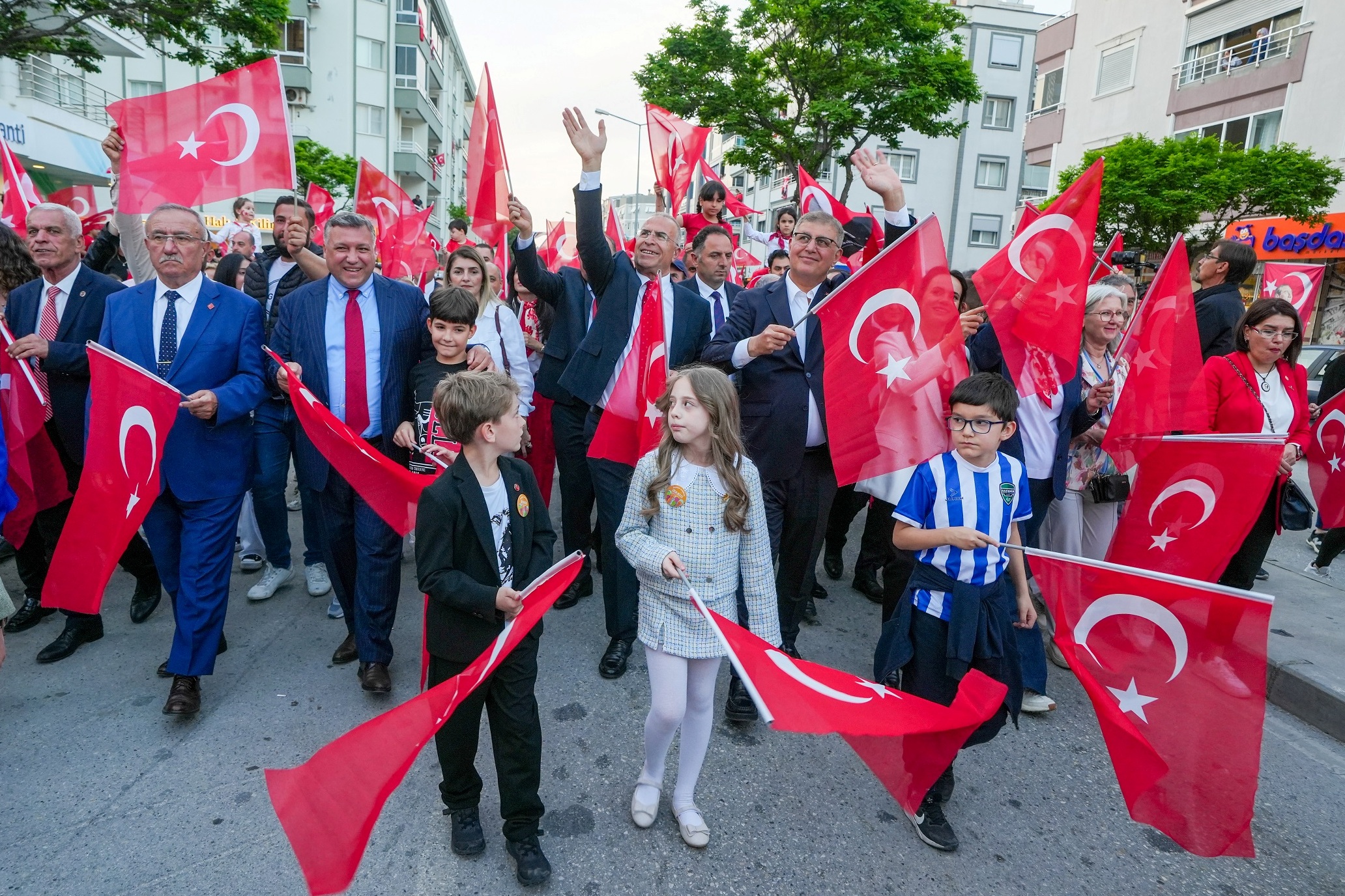 Cumhuriyet’in 102. Yılı Gaziemir’de Coşkuyla Kutlanacak