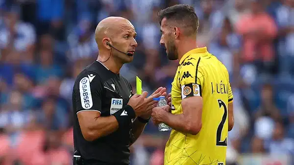 E703A41A 2Caa 41A3 8D47 A7A9638A3786