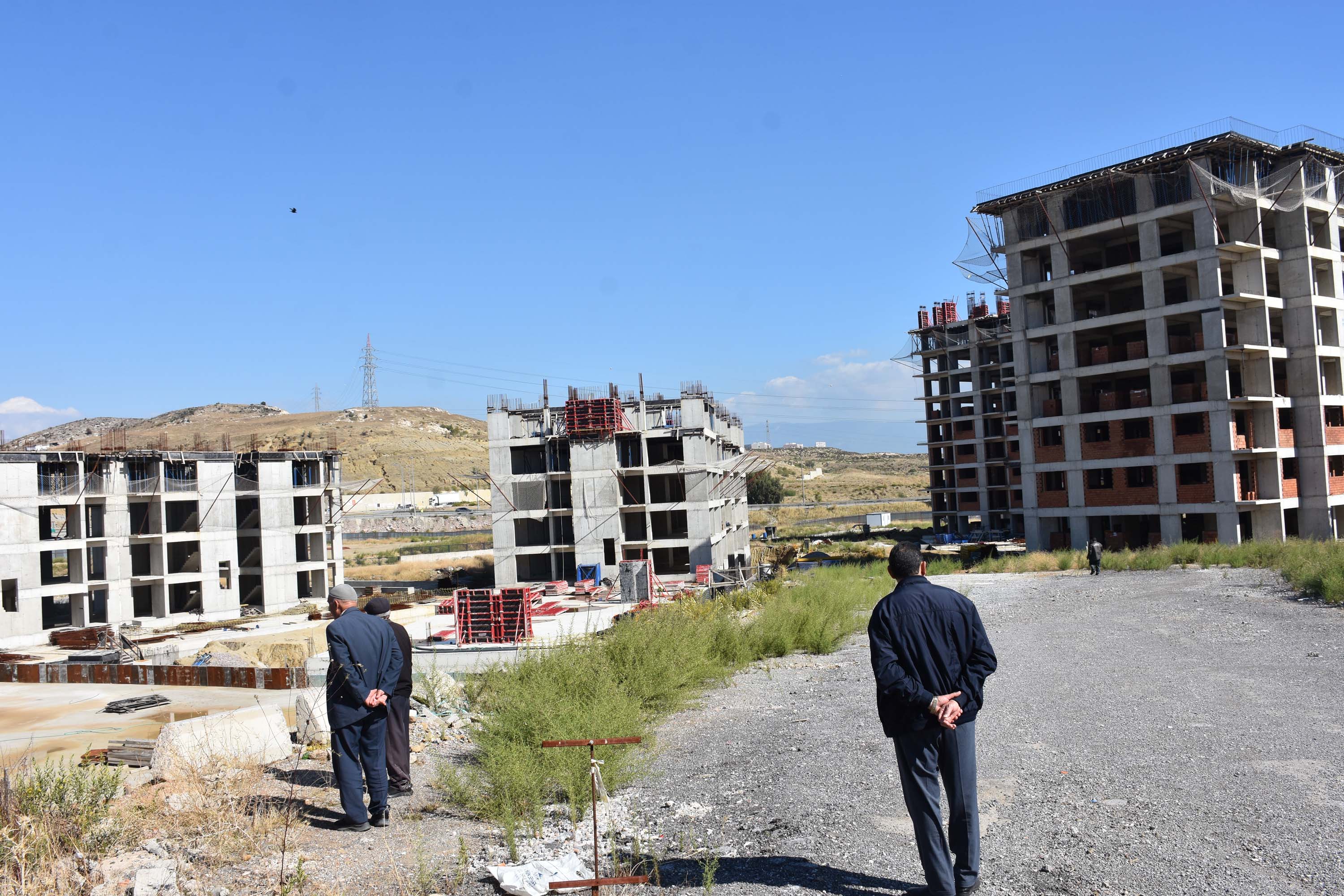 I Z M I R D E K O O P E R A T I F M A G D U R L A R I I N S A A T I 957832 284466