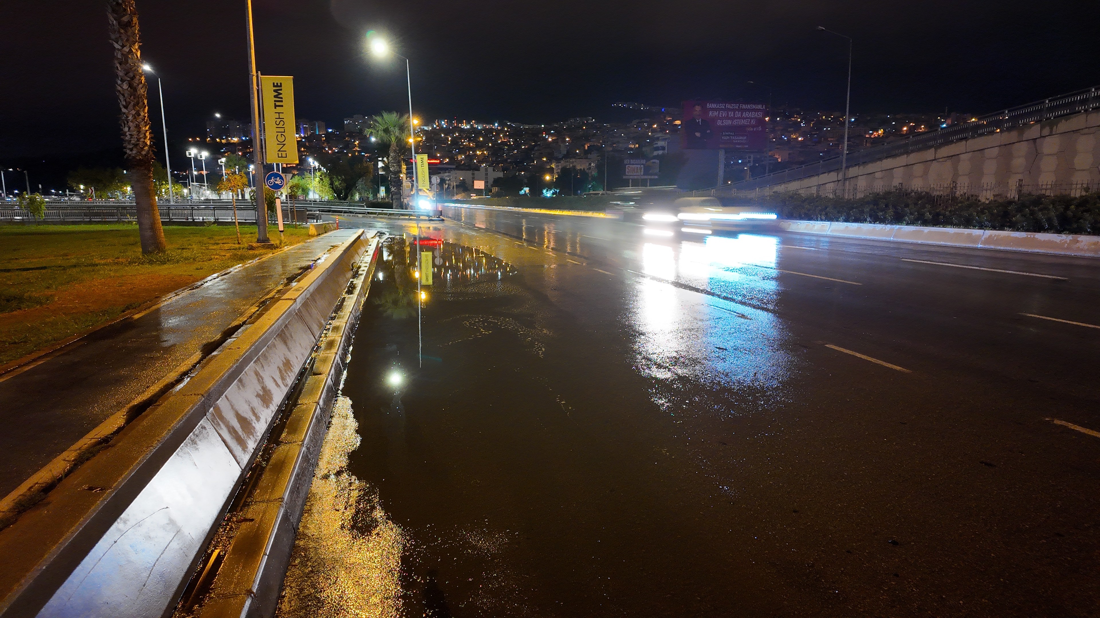 I Z M I R D E S A G A N A K Y A G I S E T K I L I O L D U 951035 282346