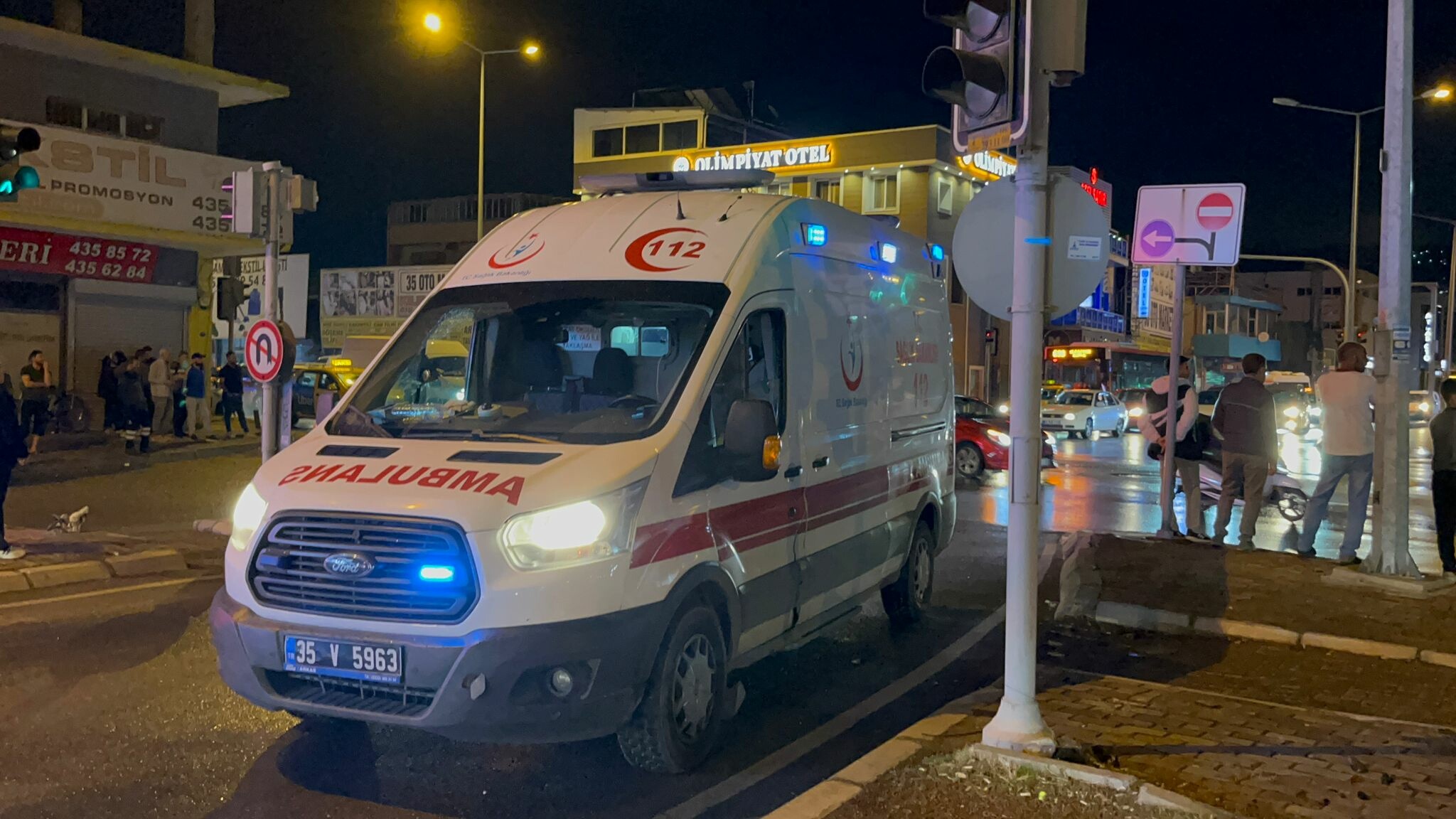 I Z M I R D E T A N K E R I L E C A R P I S A N M O T O S I K L E T 950949 282325