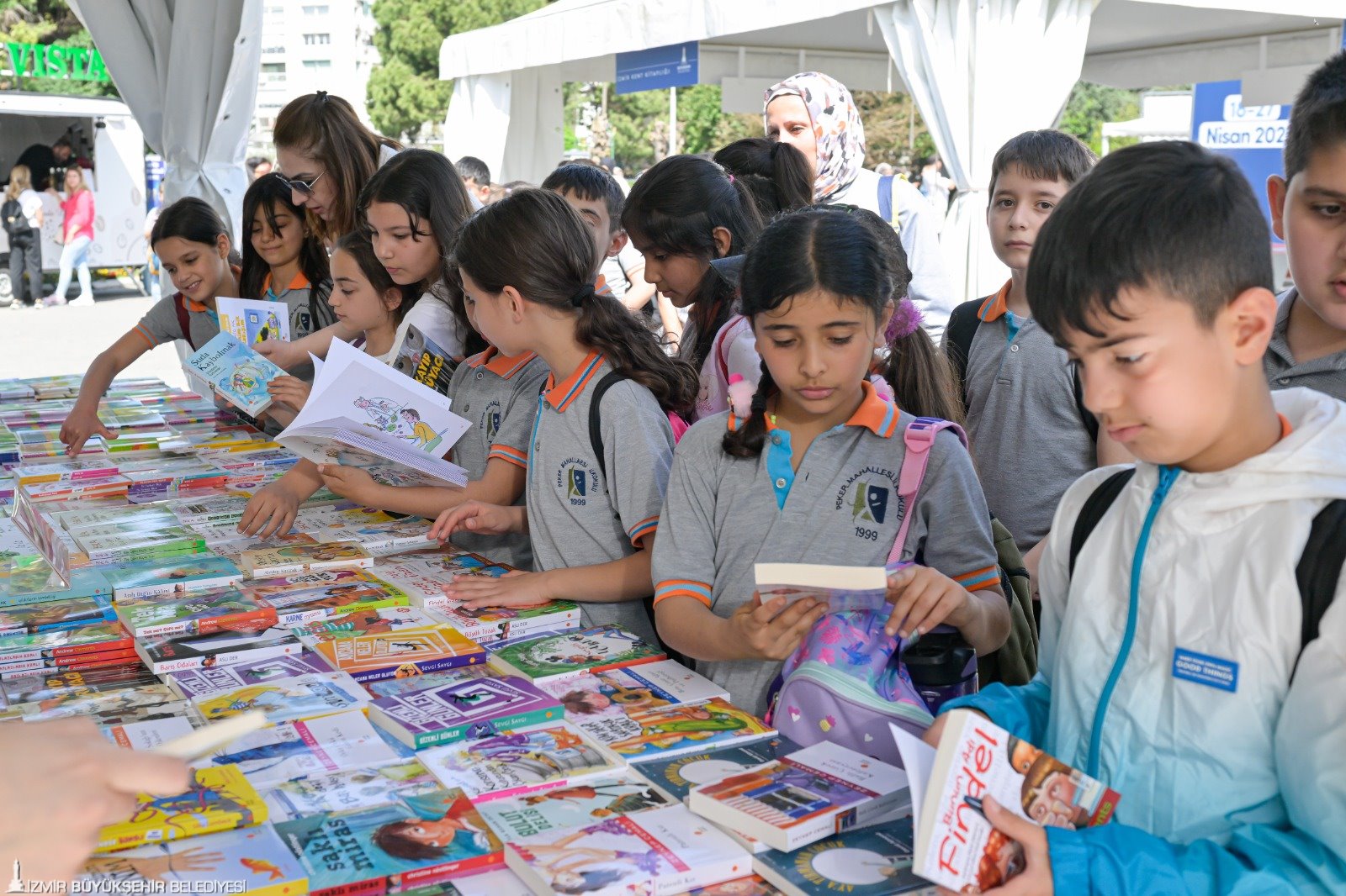 Izkitap Ve Izmir Uluslararasi Edebiyat Festivali Icin Geri Sayim 5