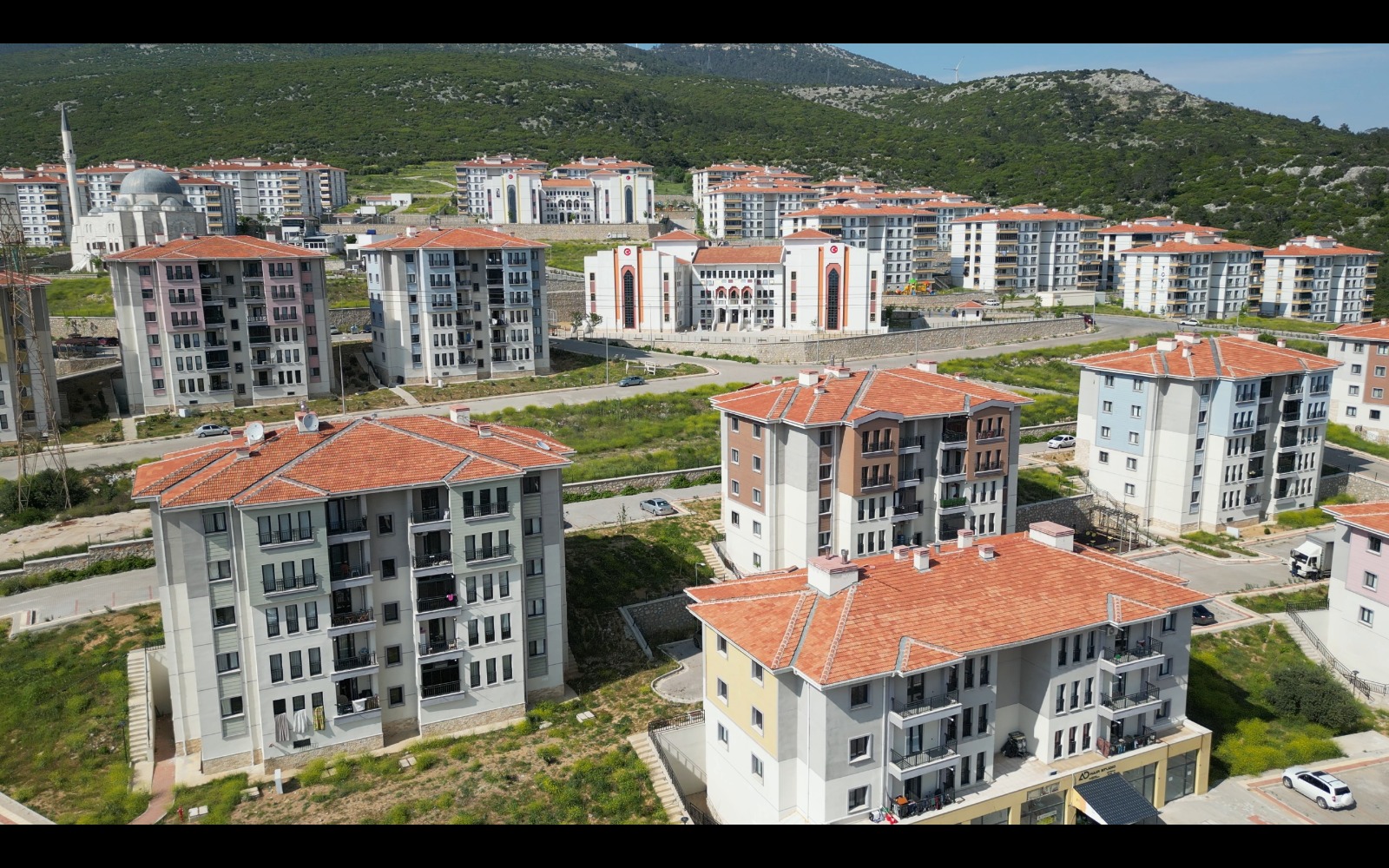 Izmir Depreminin 5Inci Yilinda Saygilidan Anlamli Mesaj Yaralarimizi Devletimizin Gucuyle Sardik 3