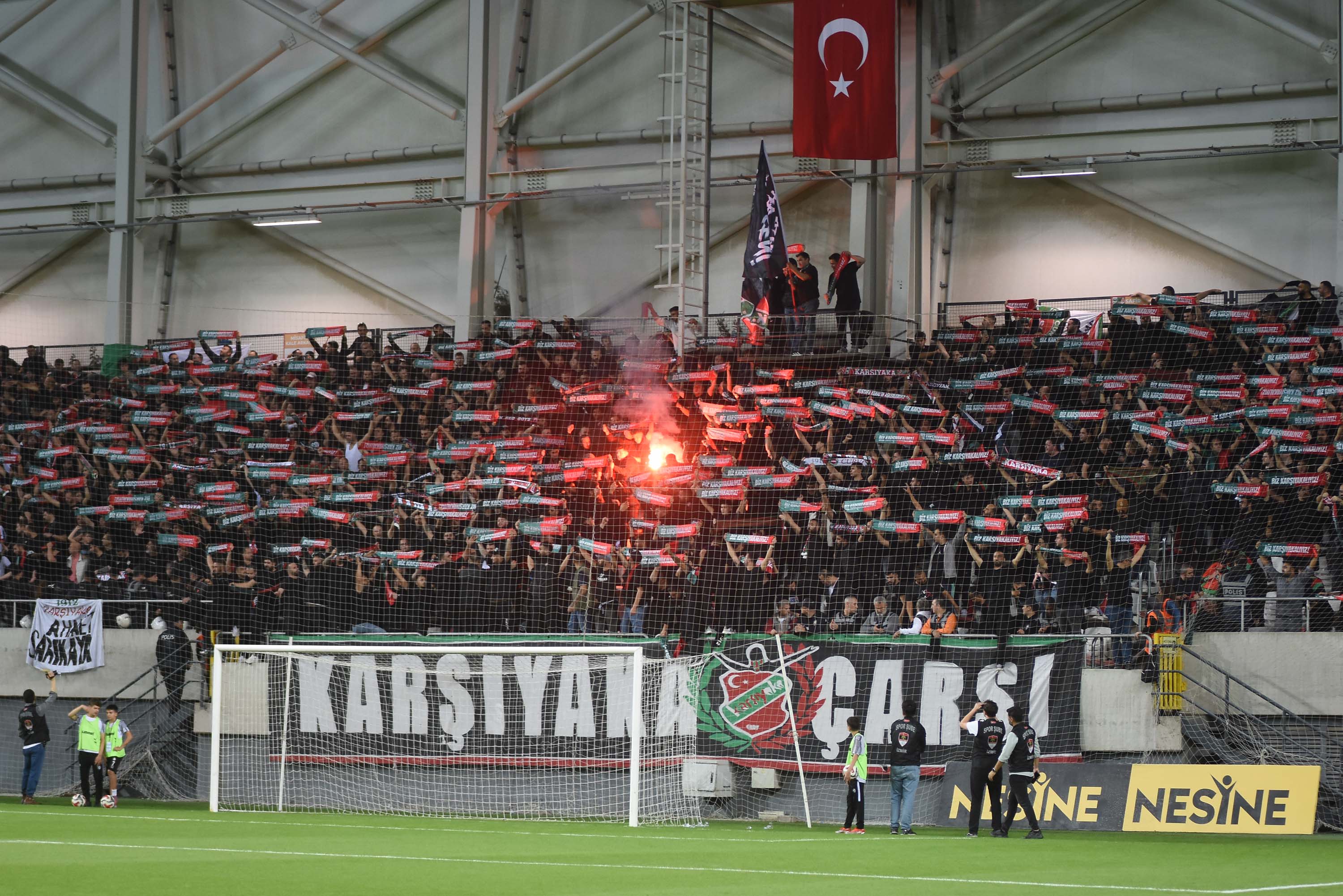 Izmir Derbisi Nefes Kesti Dostluk Kazandi 6