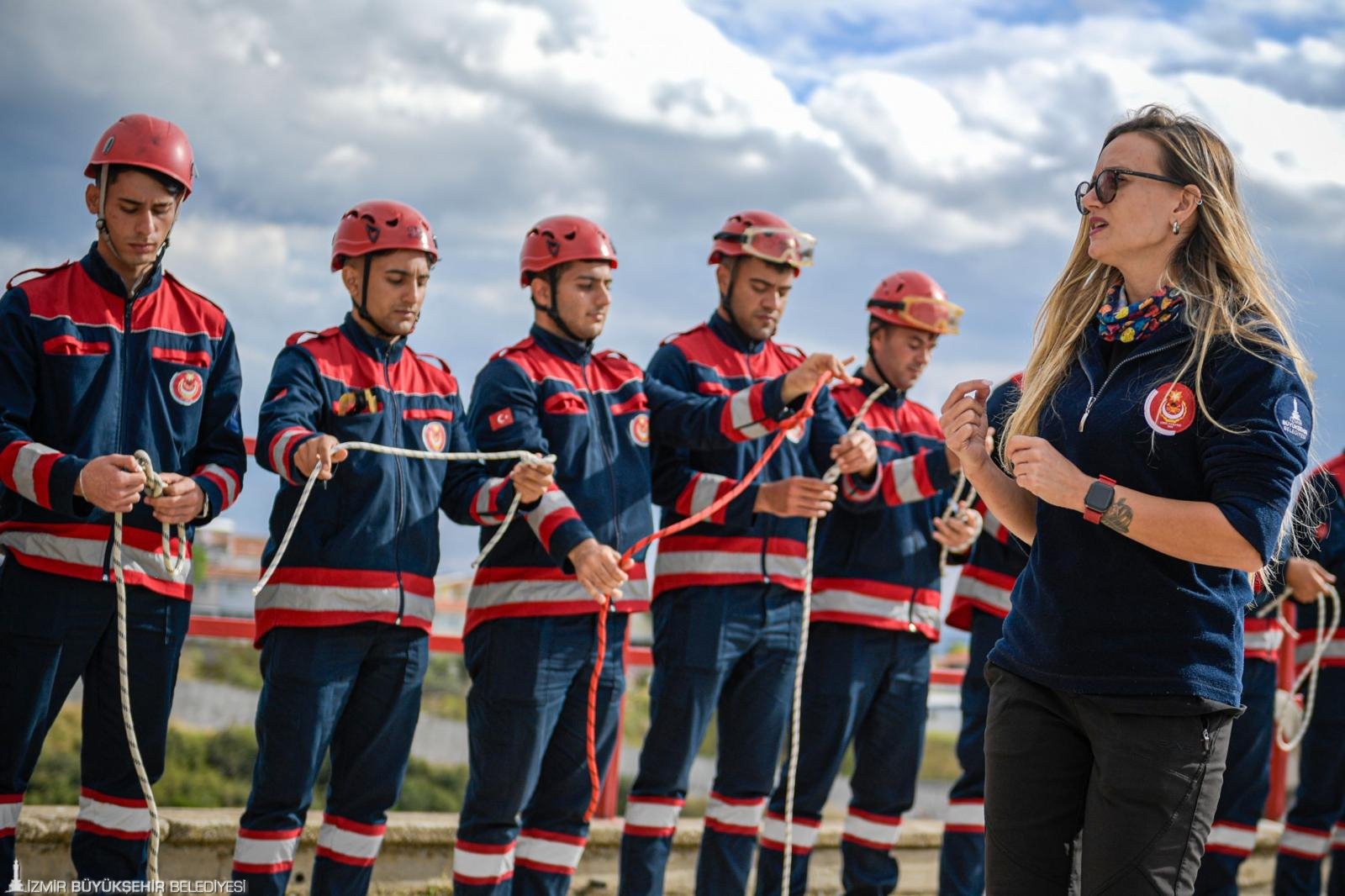 Izmirin Yeni Kahramanlari Goreve Hazirlaniyor 8
