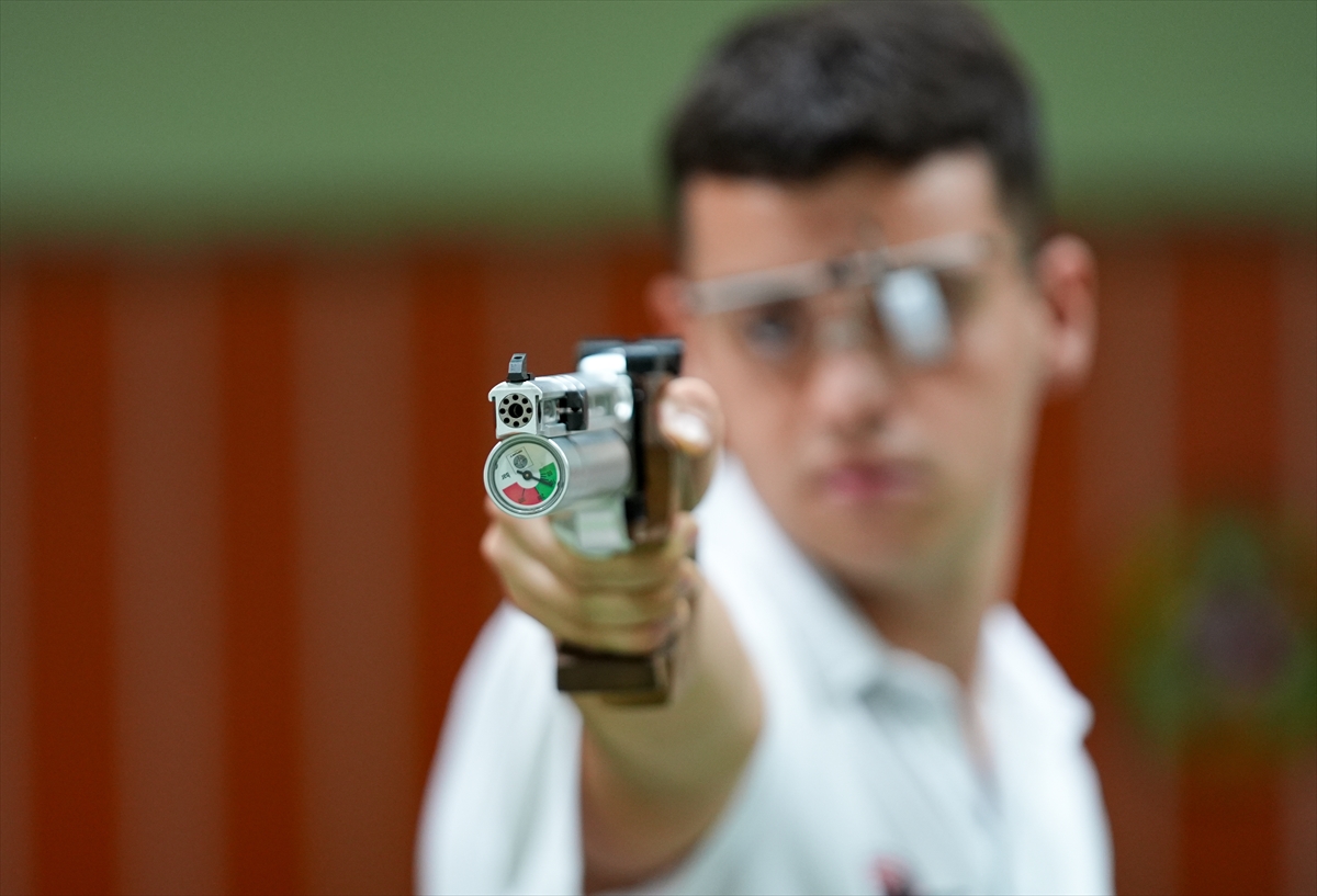 Izmirli Rekortmen Aticilar Yusuf Dikecin Izinden Gidiyor 1