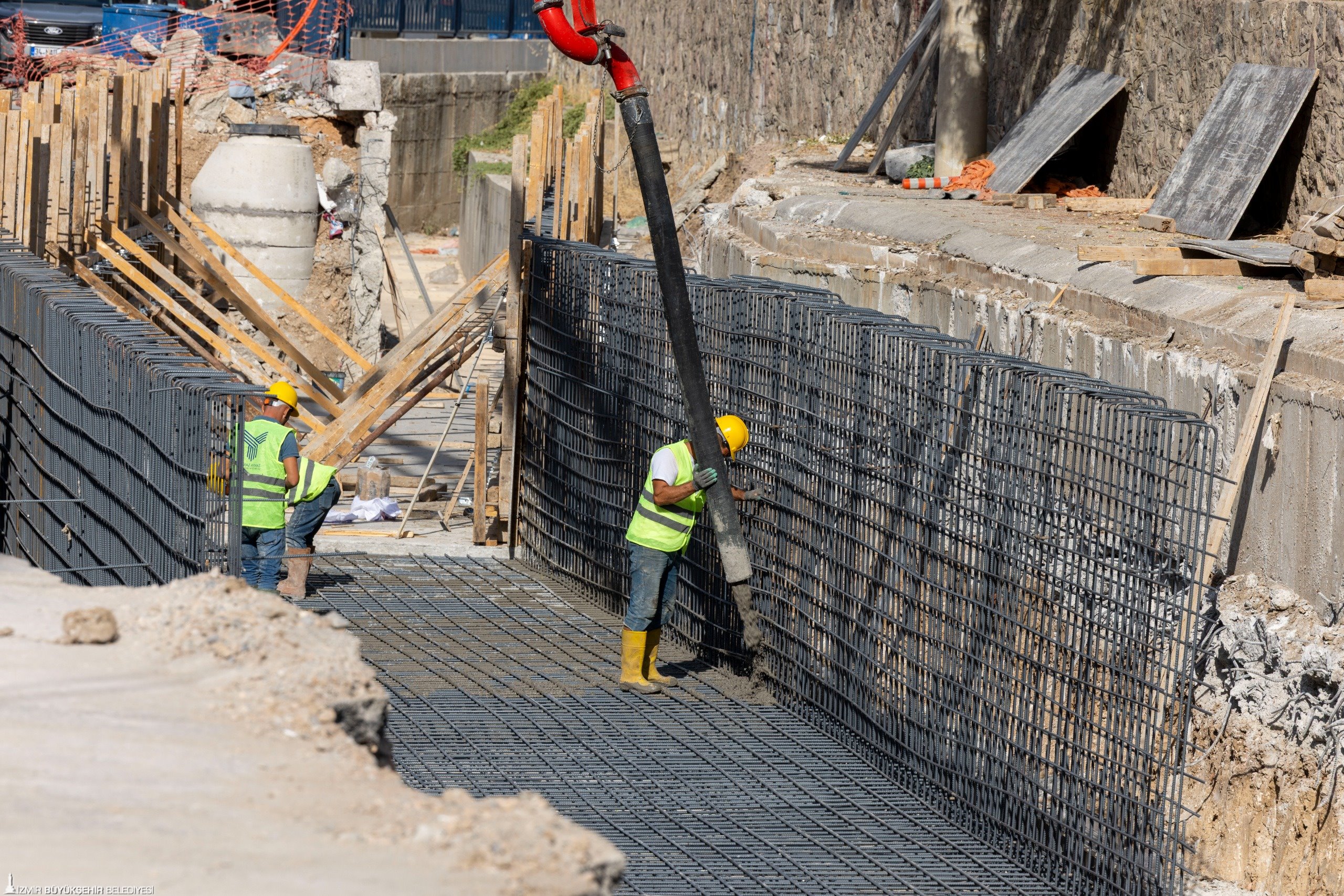 Izsudan Bucada 12 Milyonluk Yatirim Taskin Sorununa Nester 2