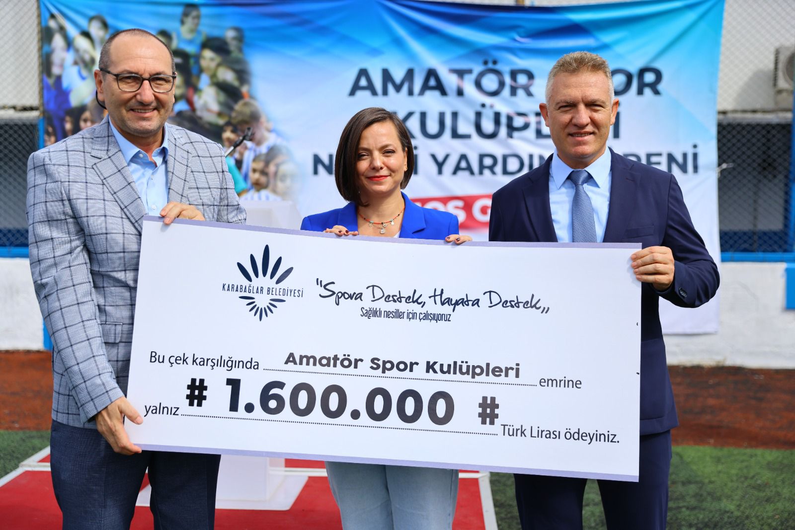 Karabaglarda Amator Spor Kuluplerine Buyuk Destek 2