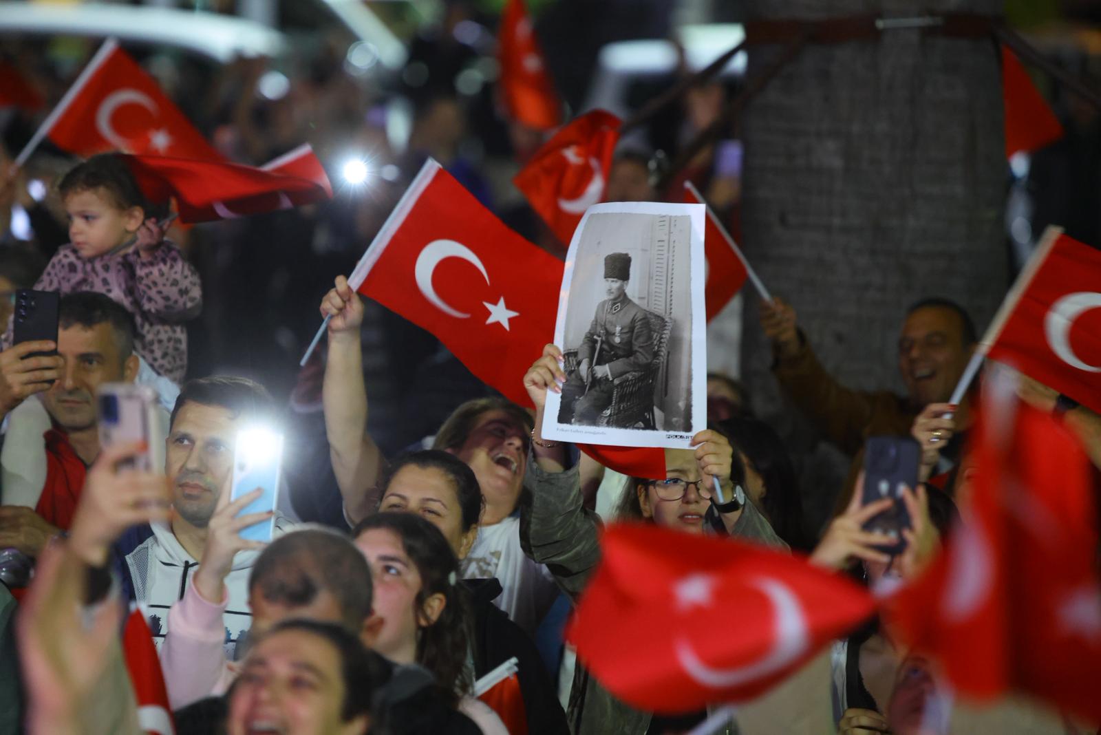 Karabağlar'da Cumhuriyet Coşkusu (10)