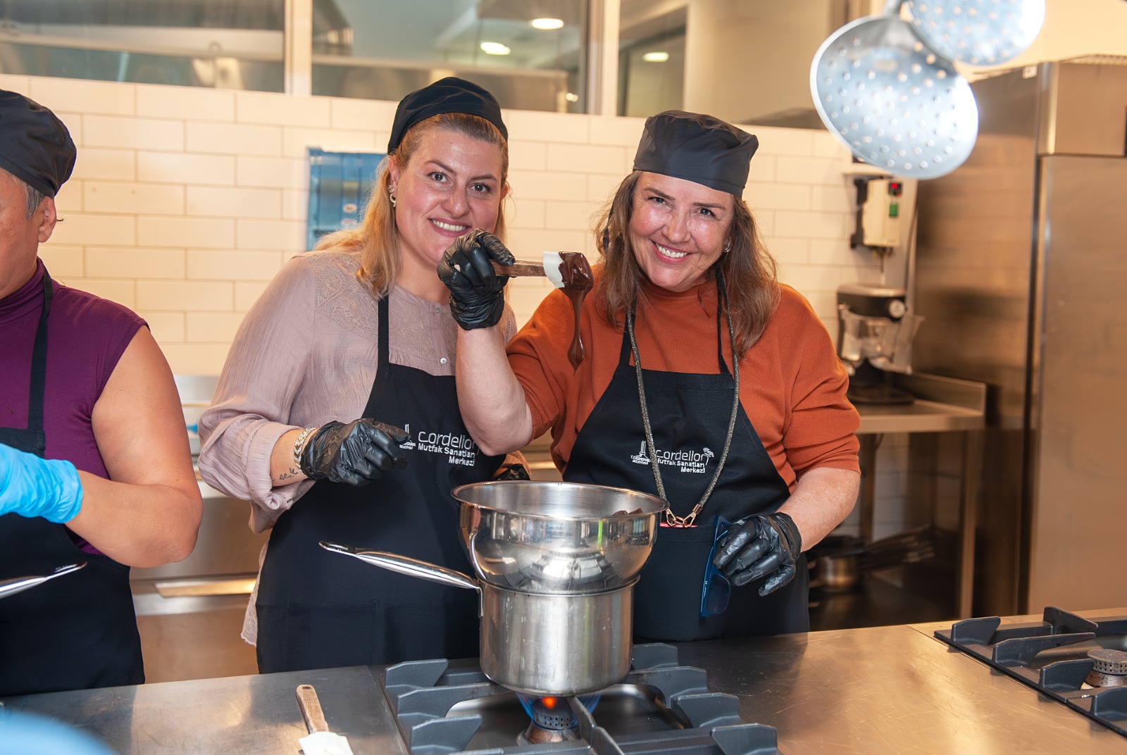 Karsiyakanin Dayanisma Mutfagi 4