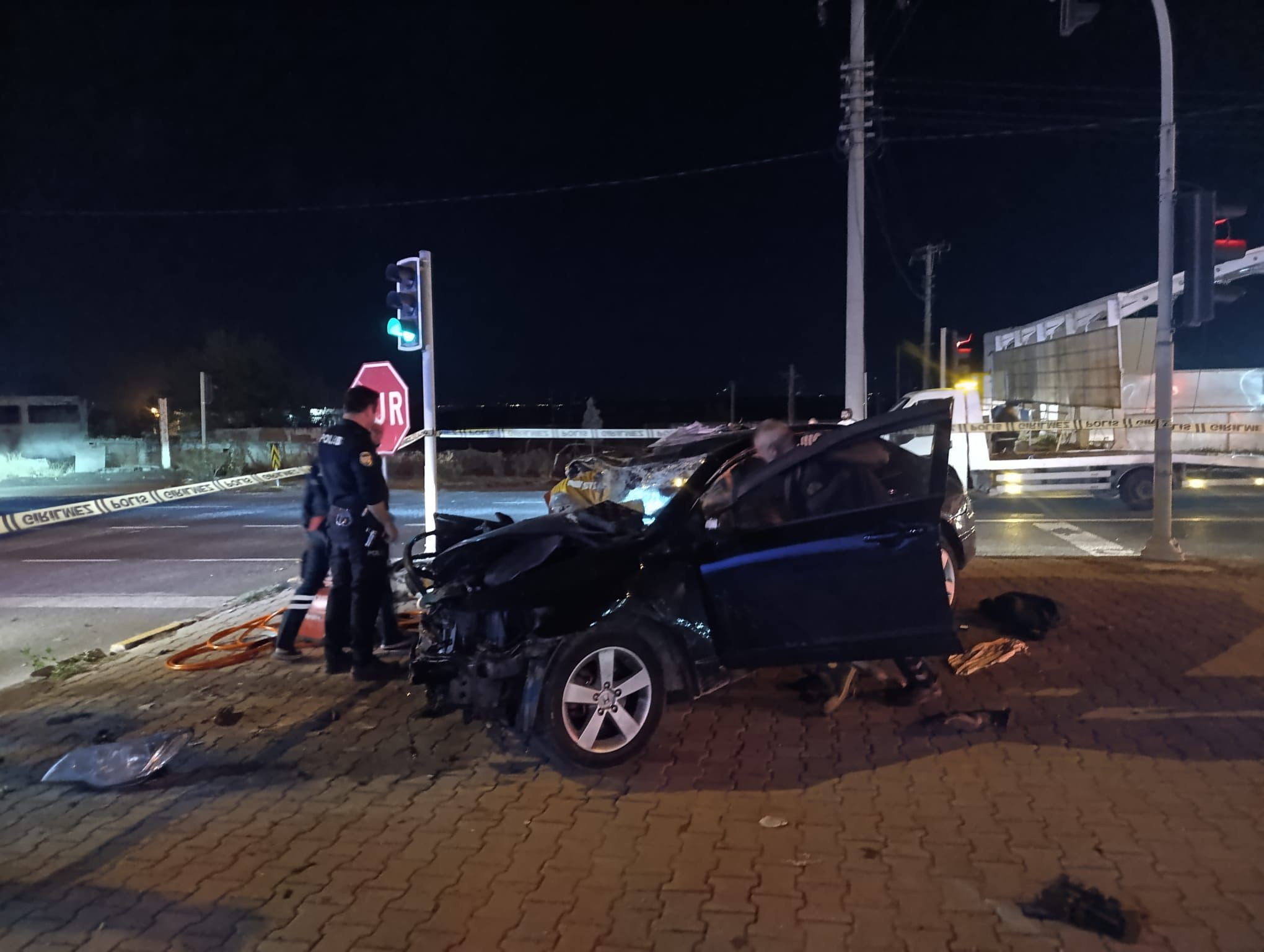 M A N I S A D A T I R I L E O T O M O B I L C A R P I S T I 1 O 946313 281049