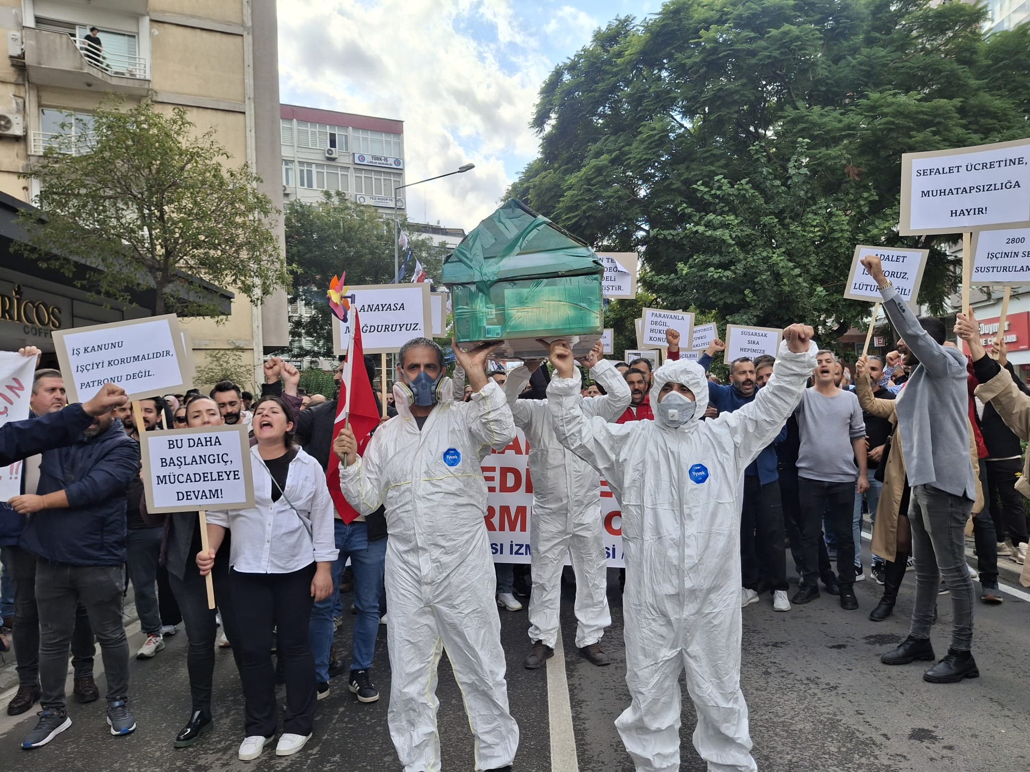 Tpi Iscilerinden Ekmek Mucadelesi Haklarimizi Gasp Ettiremeyiz 2