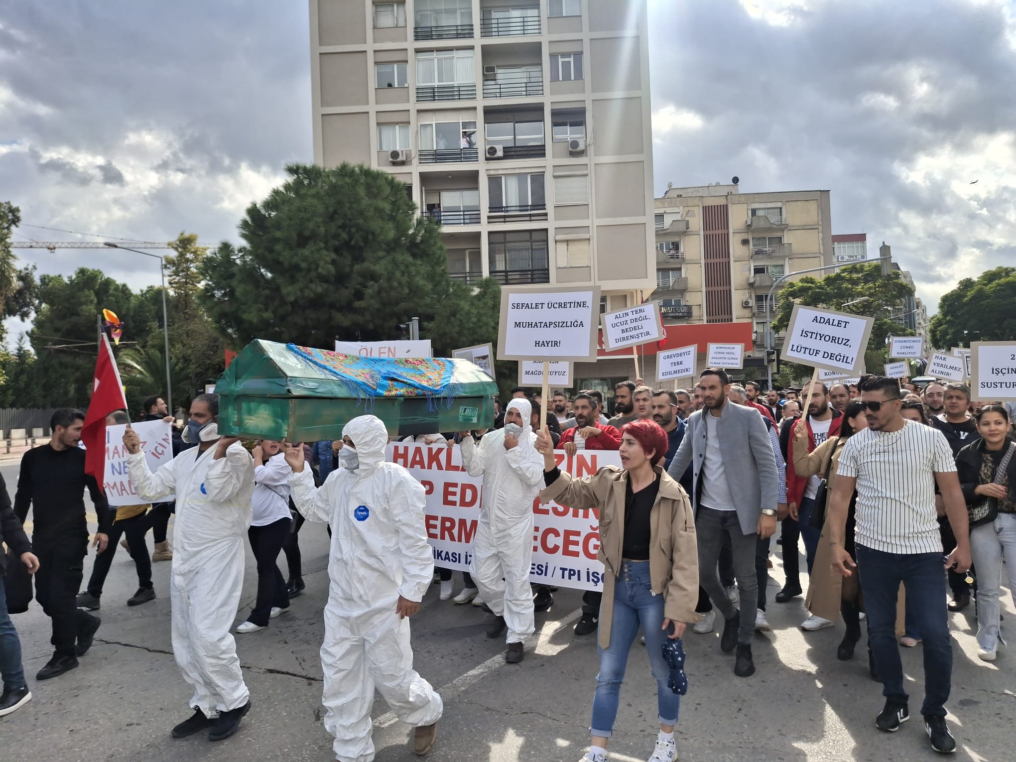 Tpi Iscilerinden Ekmek Mucadelesi Haklarimizi Gasp Ettiremeyiz 5