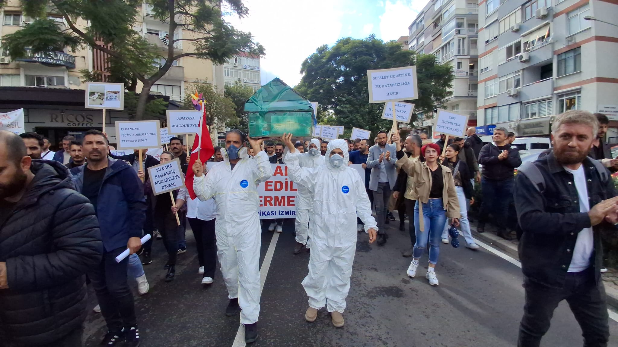 Tpi Iscilerinden Ekmek Mucadelesi Haklarimizi Gasp Ettiremeyiz 6