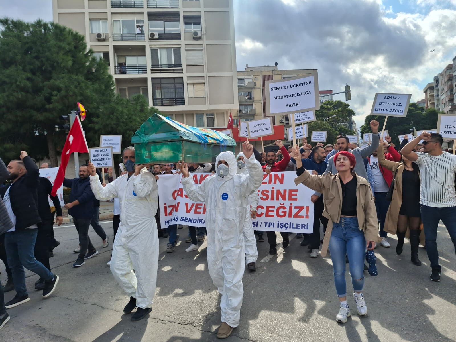 Tpi Iscilerinden Ekmek Mucadelesi Haklarimizi Gasp Ettiremeyiz 7