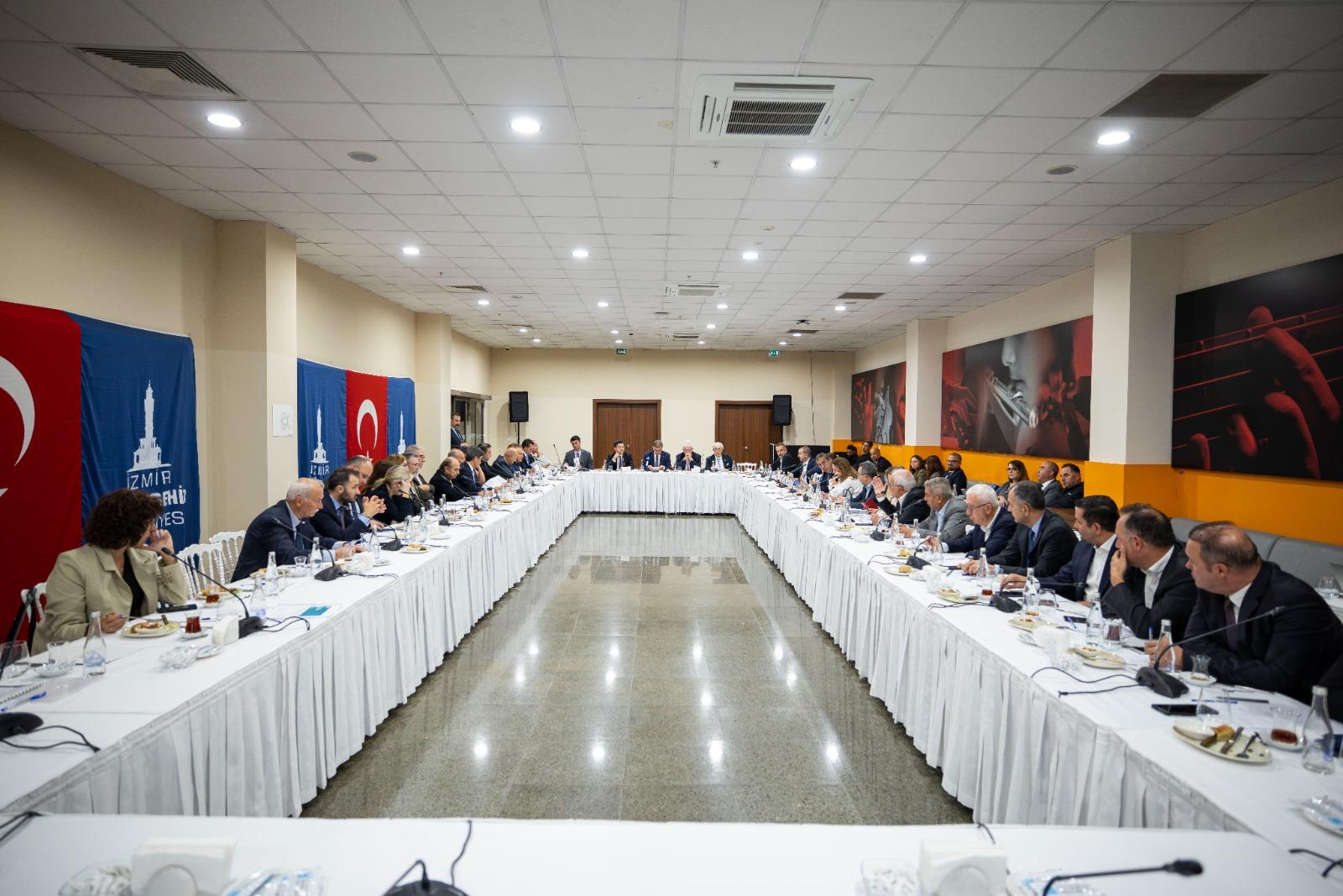 Tugaydan Flas Su Krizi Aciklamalari Hukumet Duvertepe Barajini Yapsaydi Izmirin Su Sorunu Olmayacakti 4