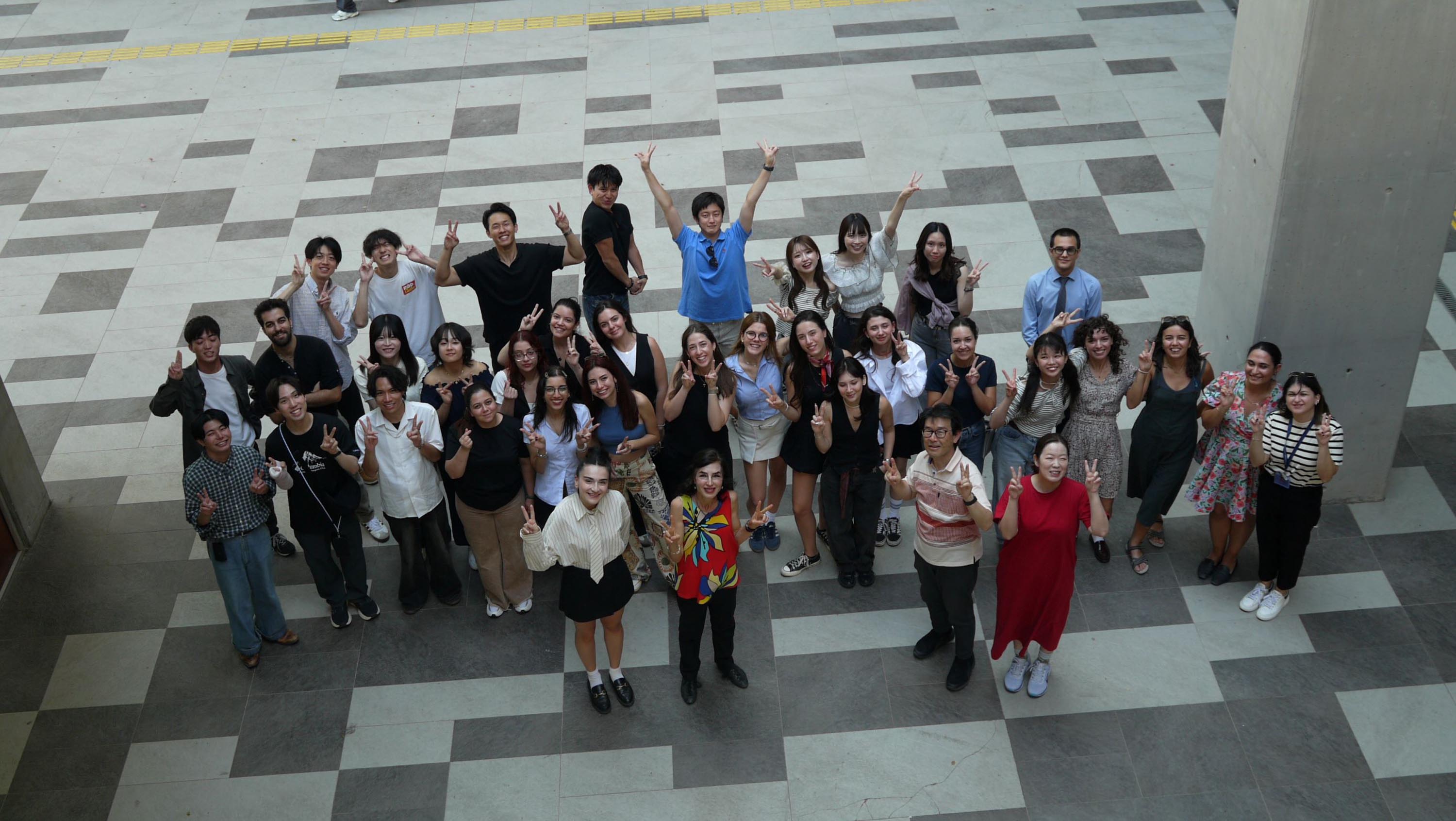 Turk Ve Japon Ogrenciler Izmir Icin Doga Dostu Kutuphane Tasarladi 4