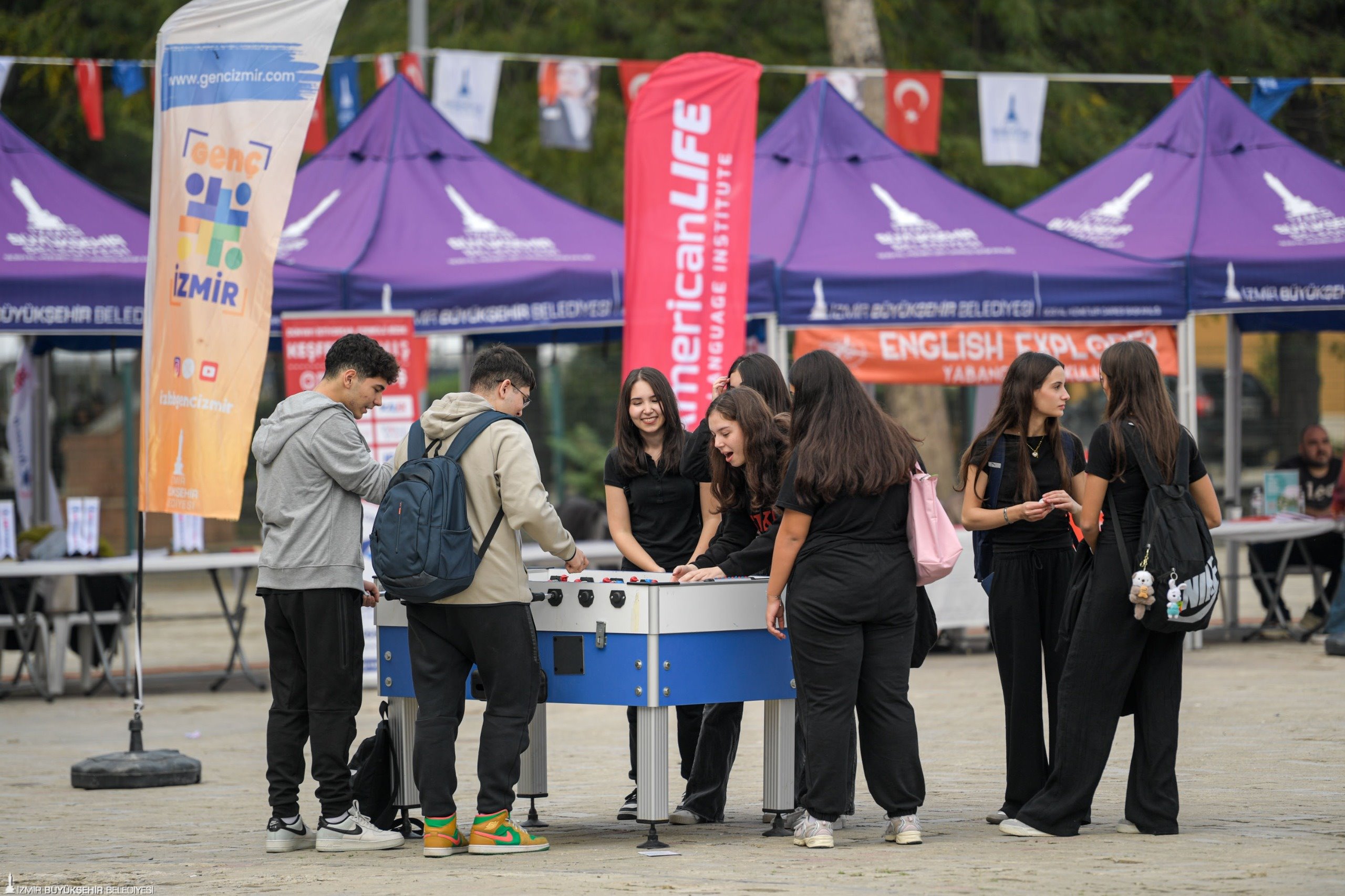 Universiteli Gencler Izmire Festivalle Merhaba Dedi 3