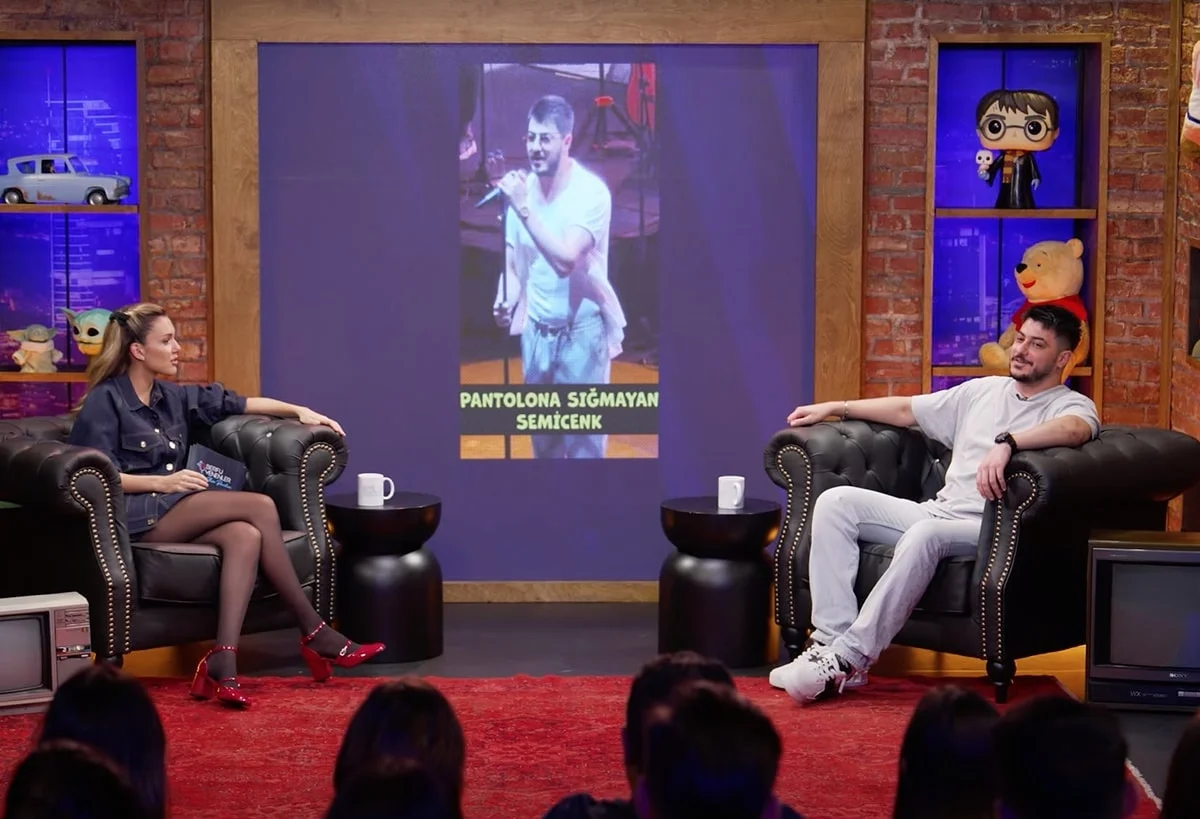 Unlu Sarkicinin O Goruntusunu Ekrana Getirdi Tepki Yagdi 1