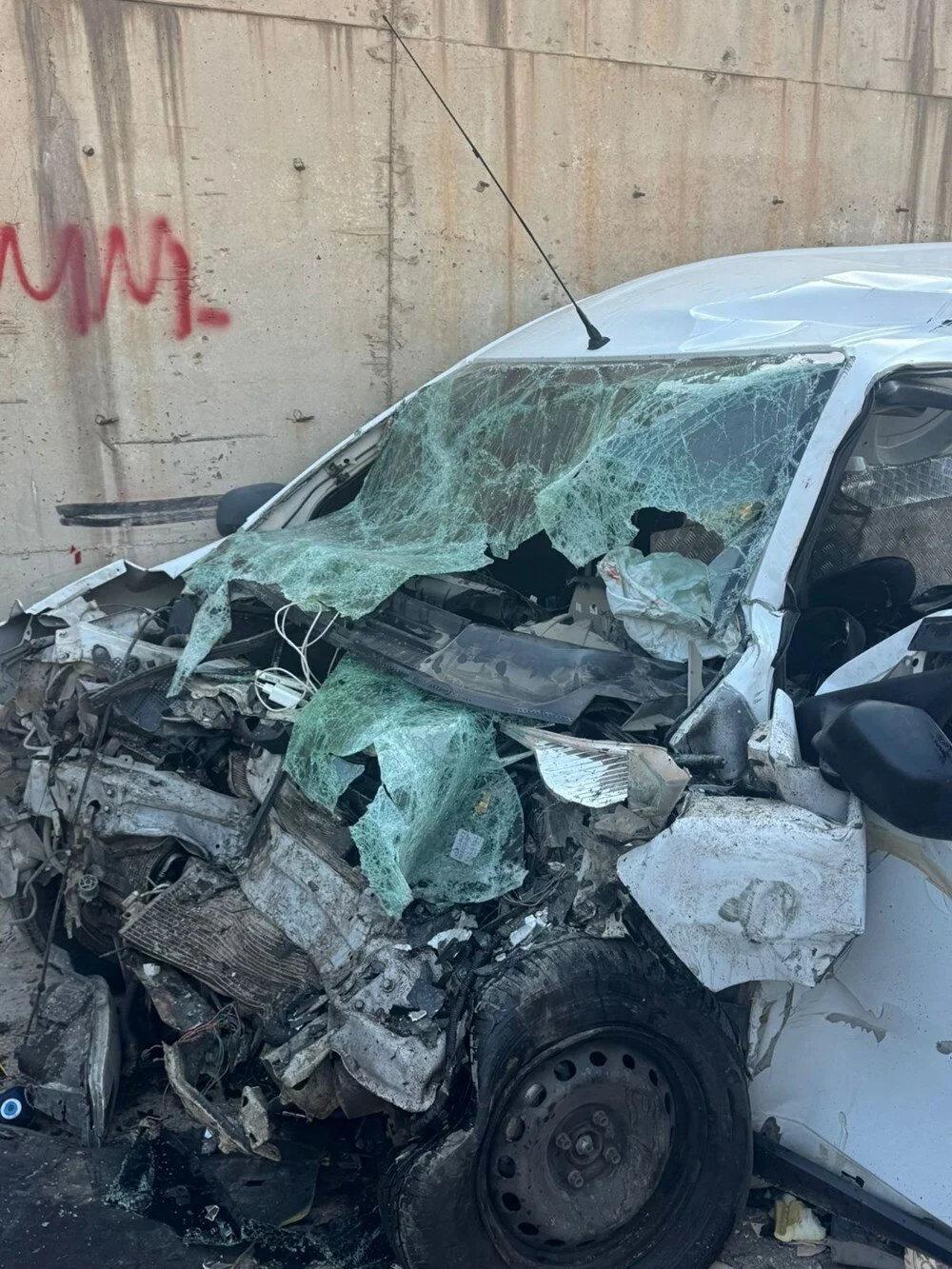 X Lhe4 A M Yu0U Sorvri Q Q B A