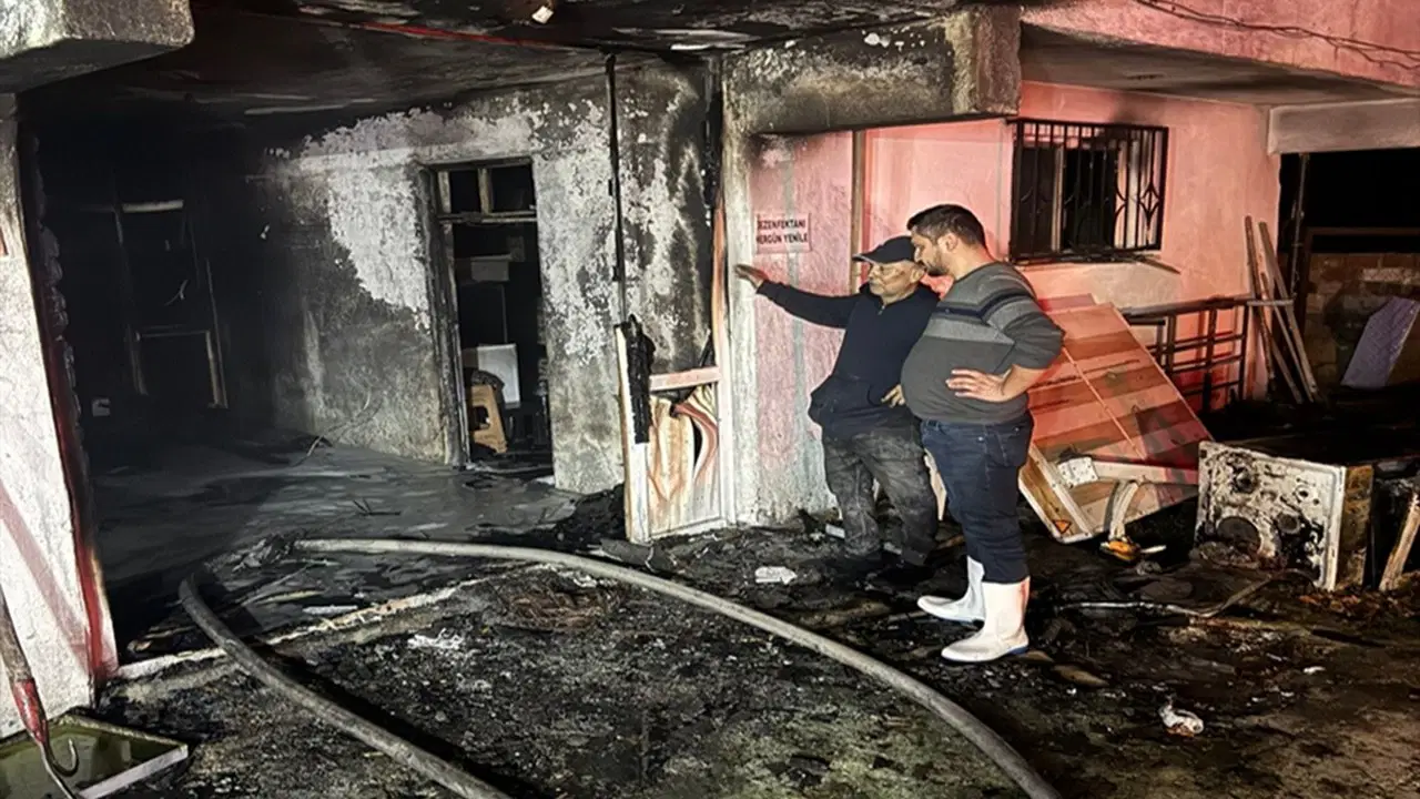 564C7161 32A7 4E2A 9C1B Ec4B480Eea90