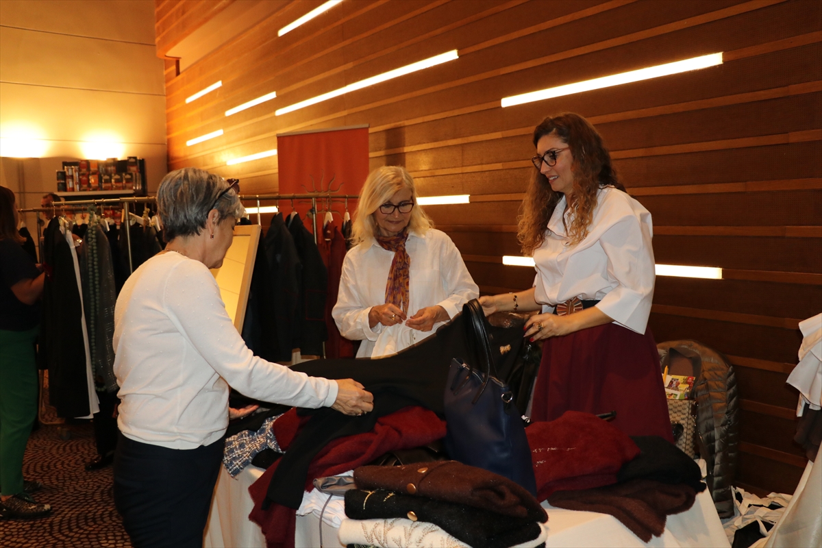 A A 20251118 39739336 39739332 I Z M I R D E A L I S V E R I S F E S T I V A L I D U Z E N L E N D I