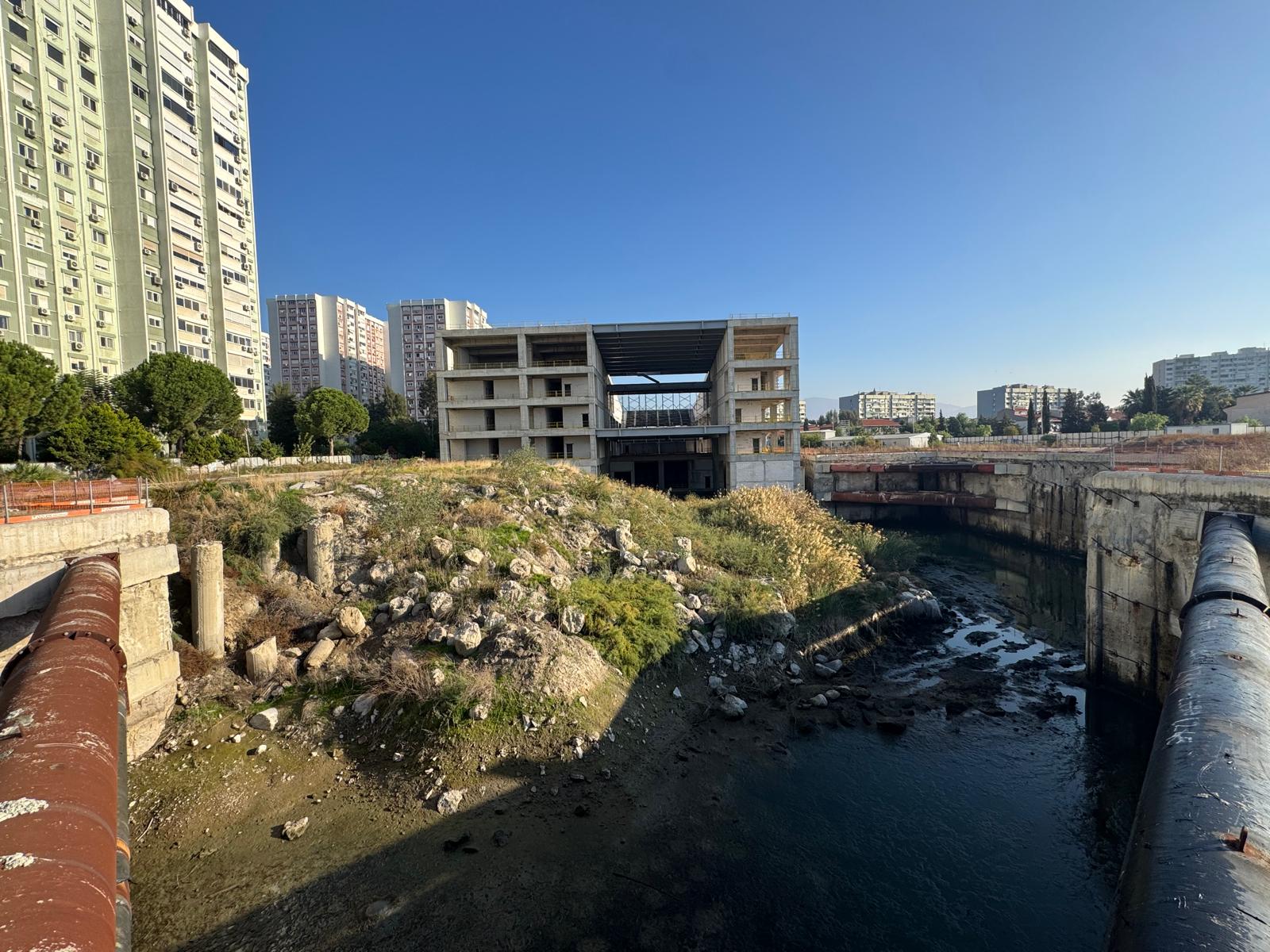 Ak Partili Yildizdan Buyuksehire Opera Binasi Cikisi Eser Gorunumlu Enkazlar Uretiyorlar 2